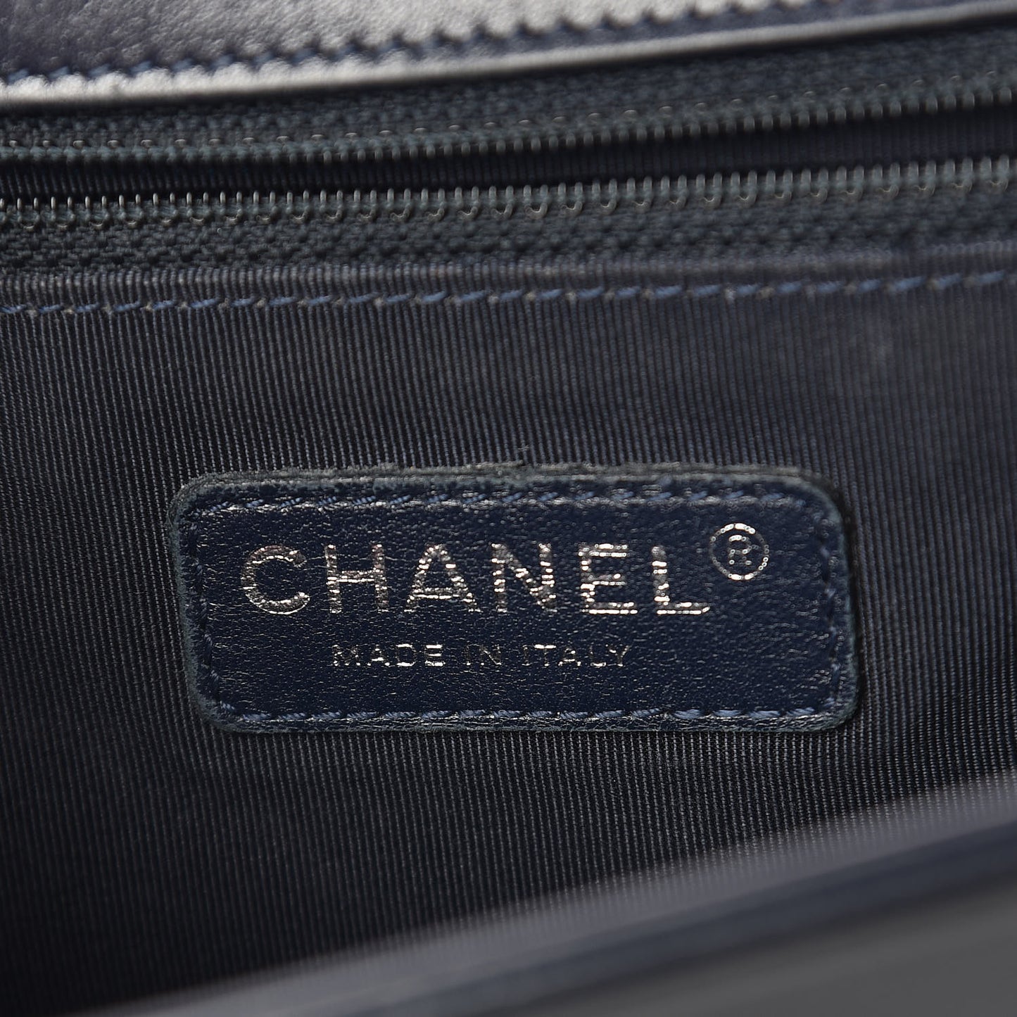 Lambskin Quilted New Medium Boy Flap Navy