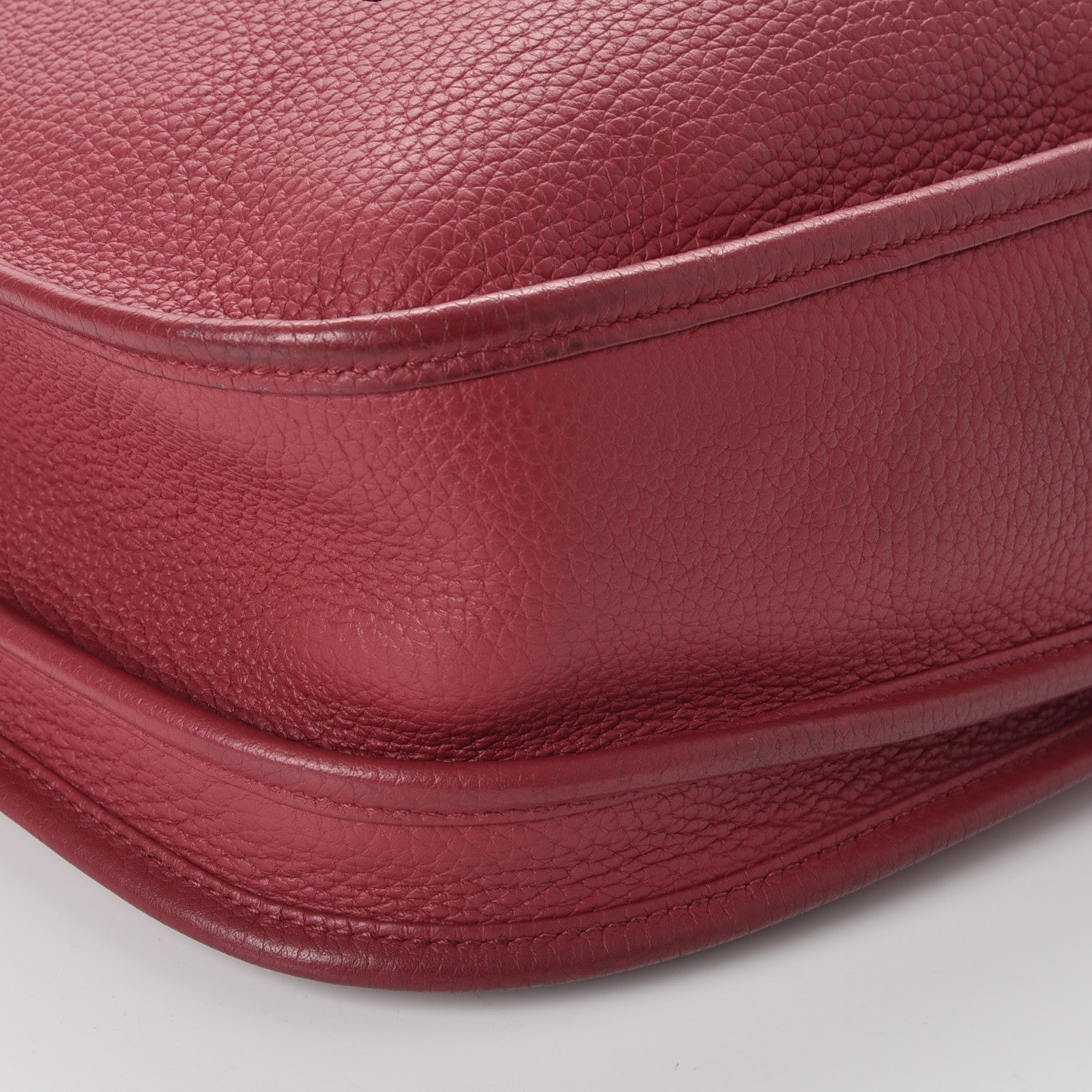 Hermes Taurillon Clemence Evelyne III PM Rubis 15 of 15
