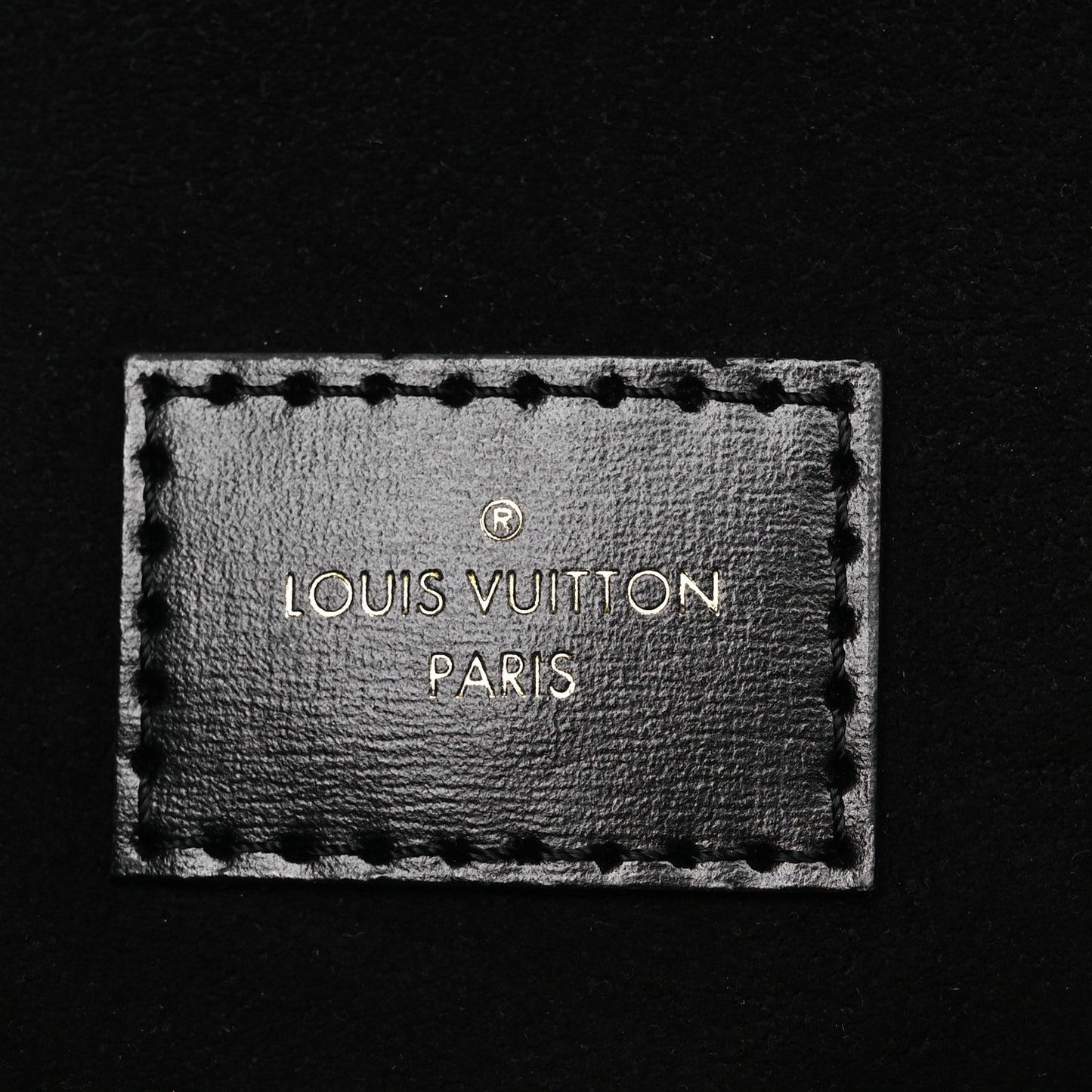 Reverse Monogram Pochette Metis