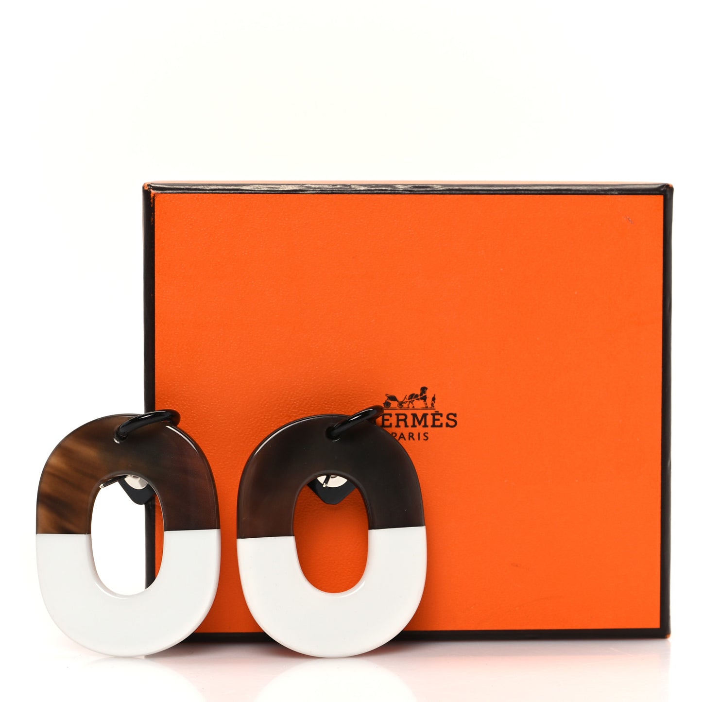 Buffalo Horn Lacquered Wood Isthme Earrings White