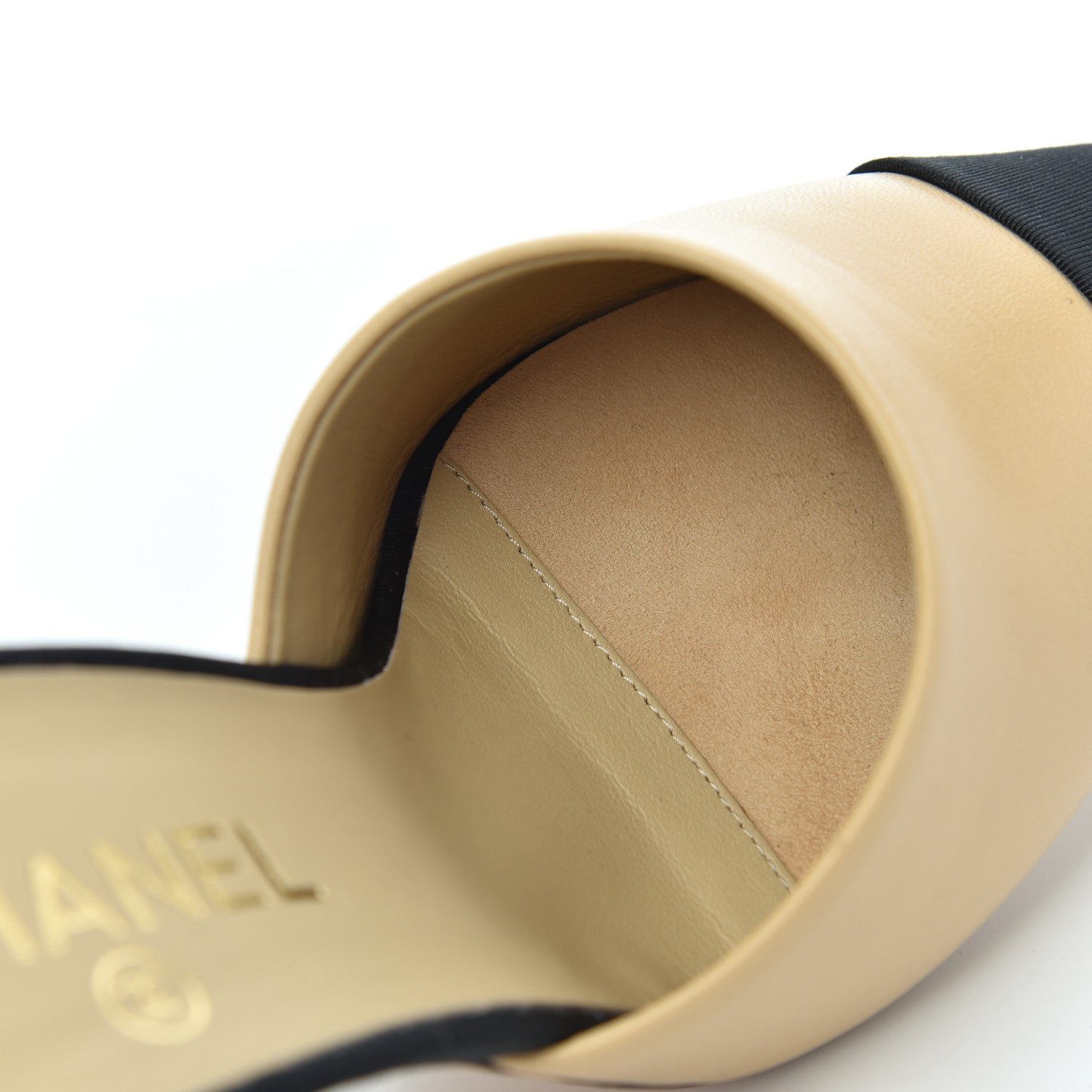 Chanel Goatskin Grosgrain Cap Toe Pearl Mule 39 Beige Black 10 of 16