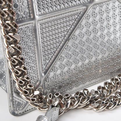 Christian Dior Metallic Patent Micro-Cannage Small Diorama Flap Bag Silver 24 of 25