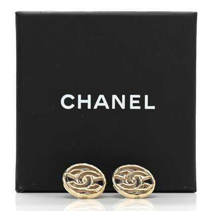 Chanel Metal CC Round Earrings Gold 5 of 5