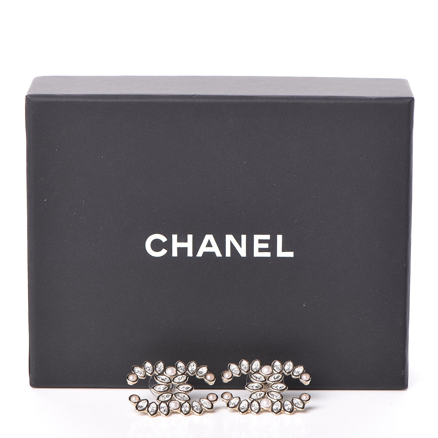 Chanel Crystal Pearl CC Earrings Gold 5 of 5