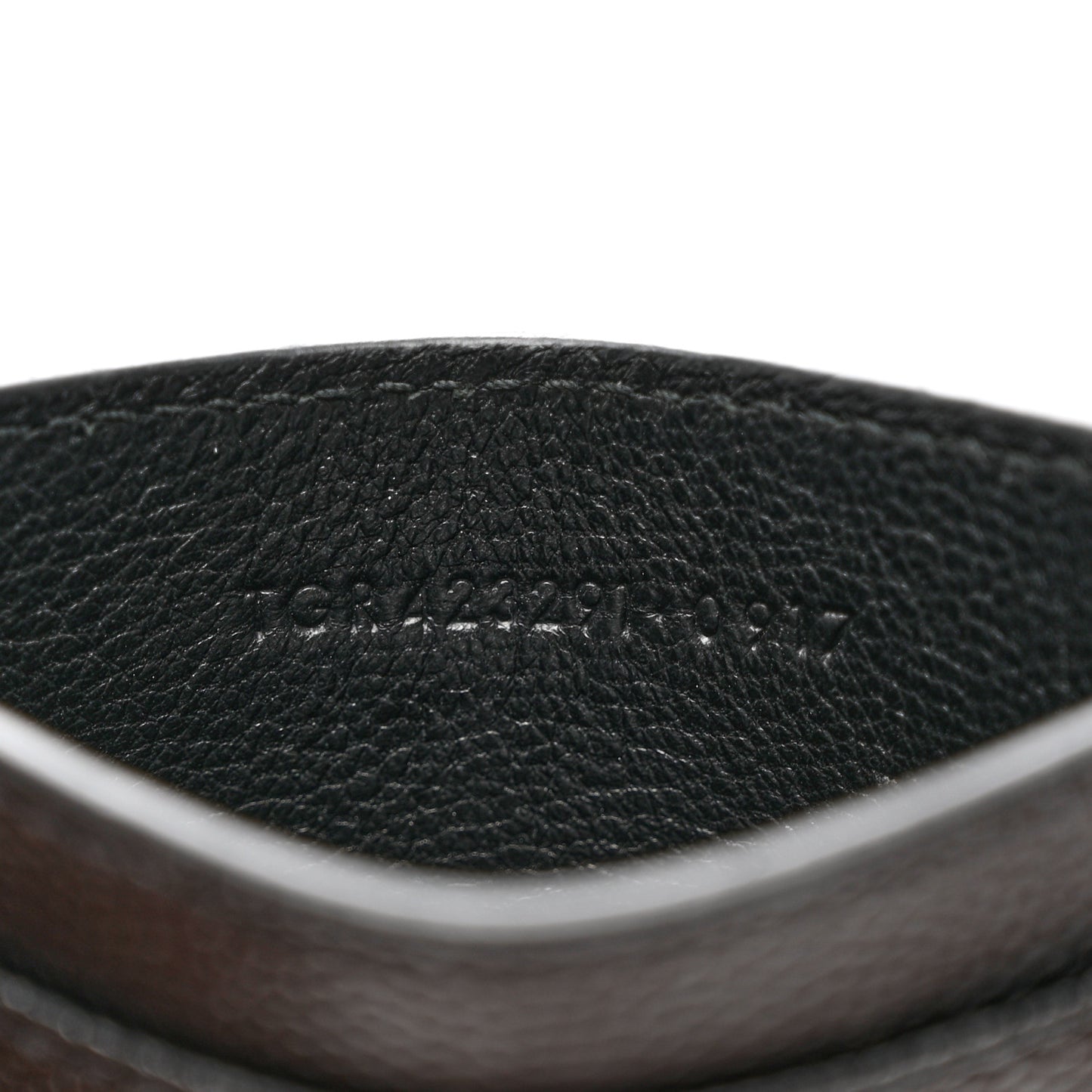 Grain De Poudre Matelasse Chevron Monogram Credit Card Case Black