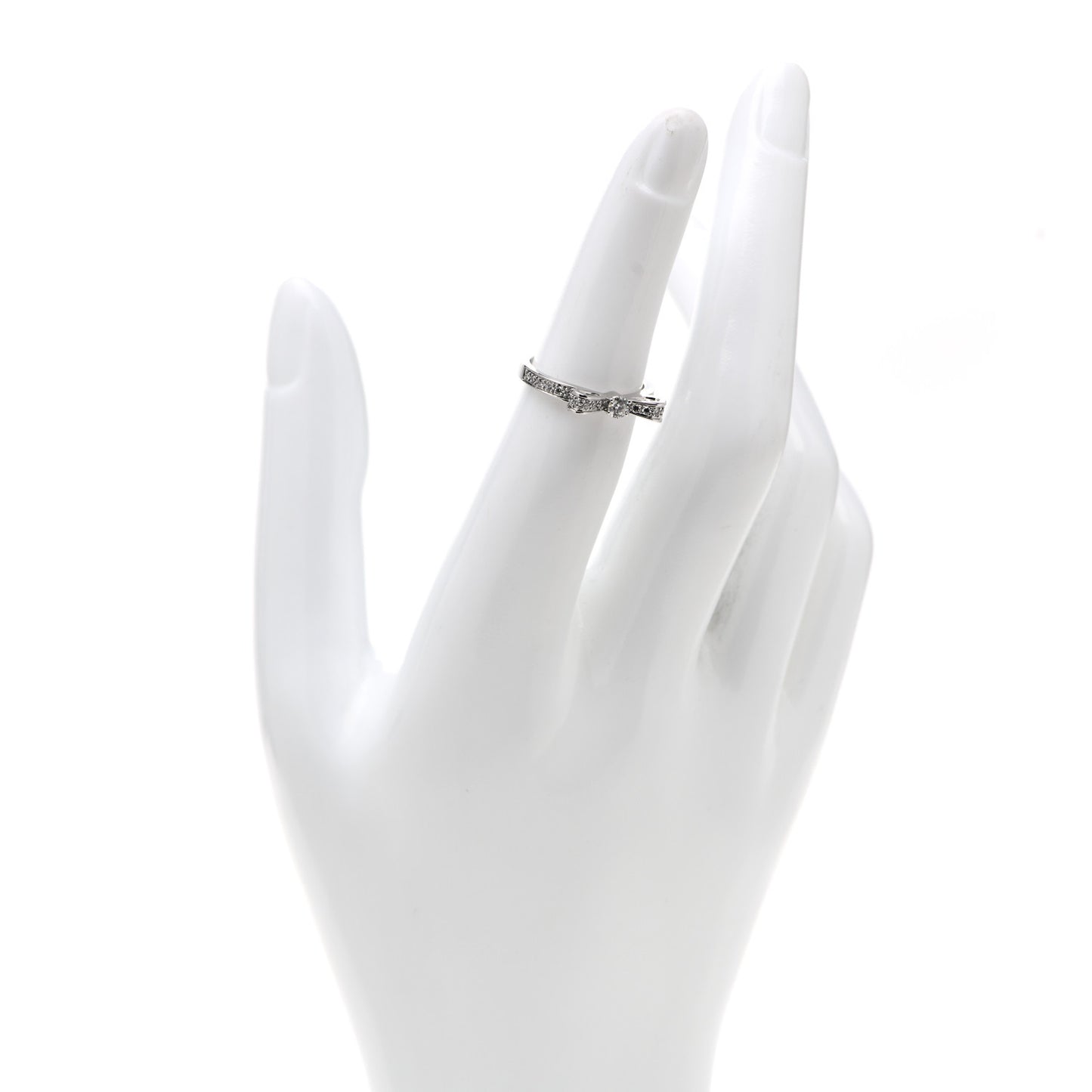 18K White Gold Diamond Ruban Ring 49 4.75