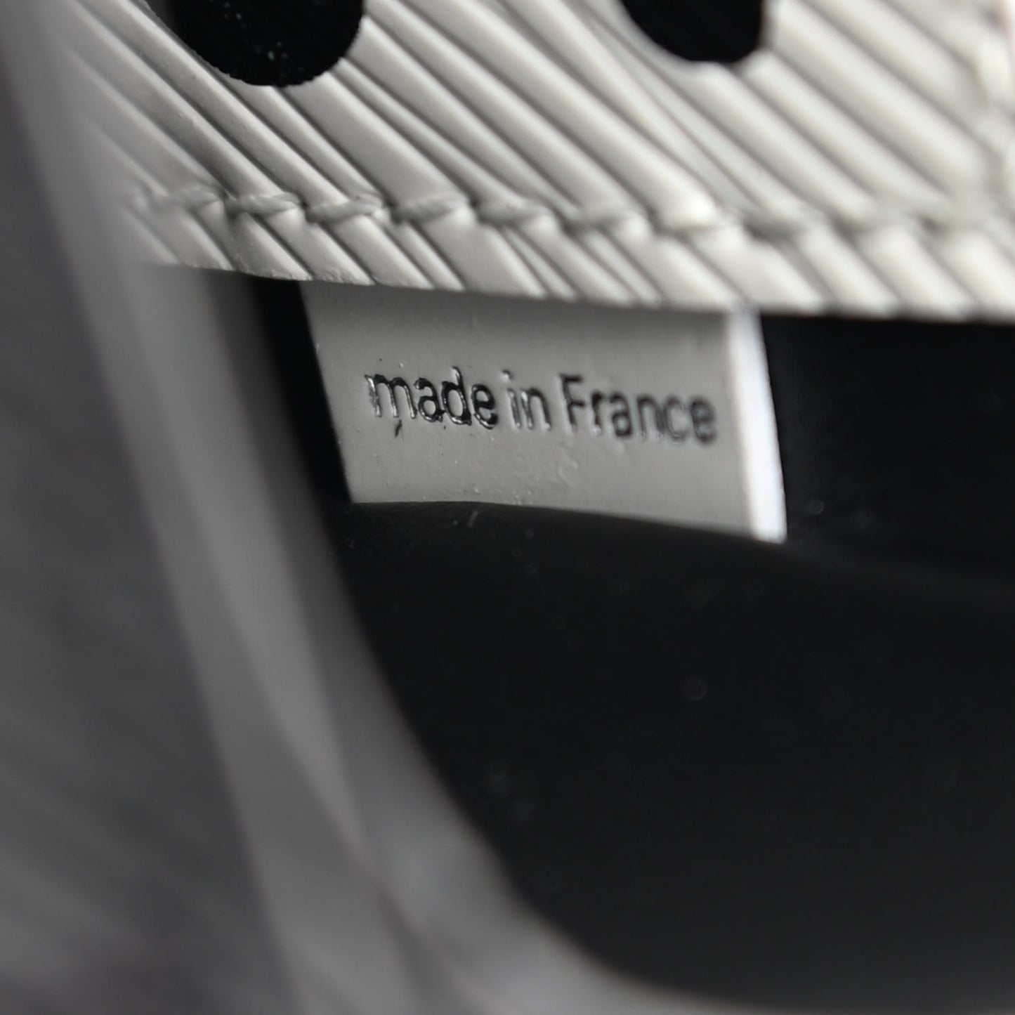 LV x YK Epi Infinity Dots Twist Shoulder Bag MM Black