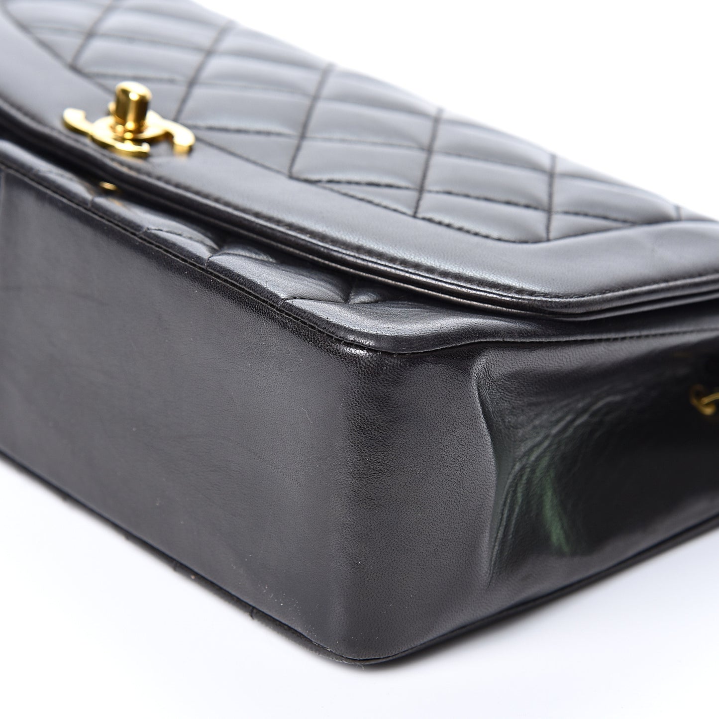 Lambskin Quilted Medium Single Flap Black