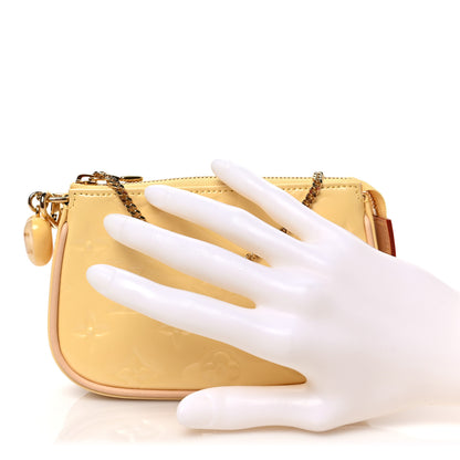Louis Vuitton Metallic Vernis Valentine Mini Pochette Accessories Banana Fizz 2 of 8