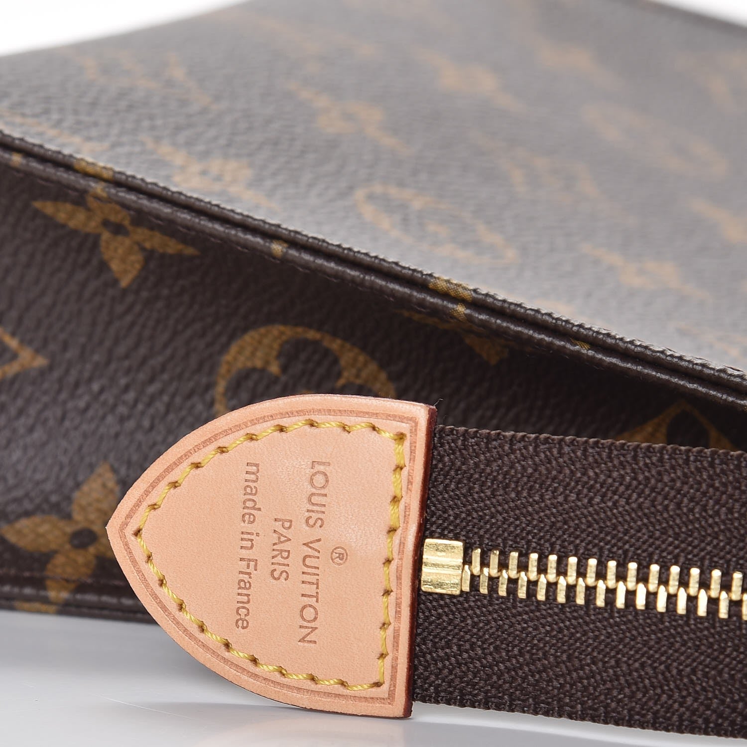 Louis Vuitton Monogram Toiletry Pouch 19 6 of 7