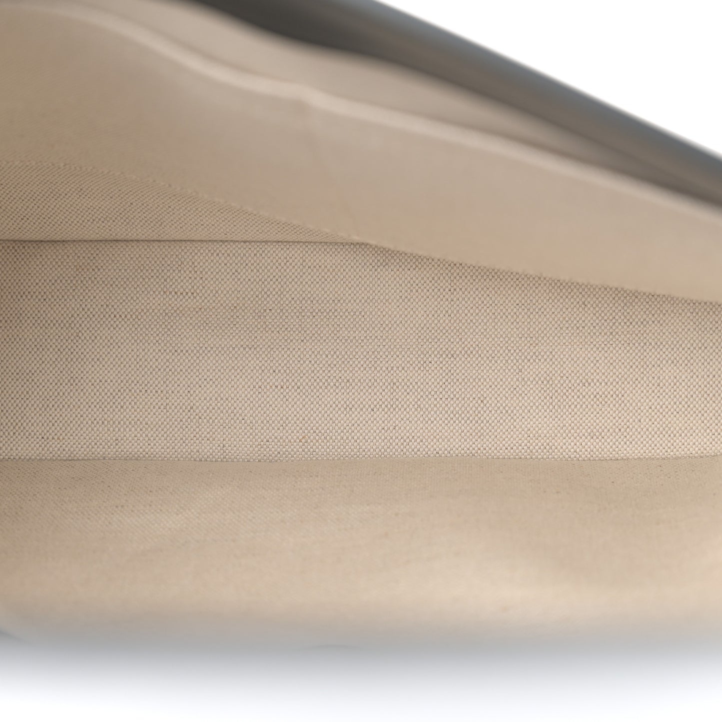 Calfskin Intrecciato Medium Andiamo Messenger Bag Black