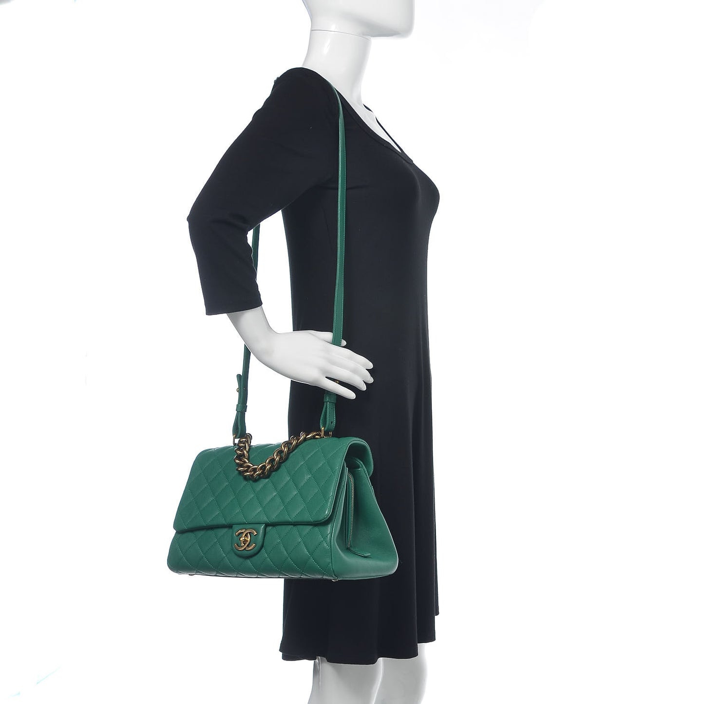Shiny Sheepskin Quilted Large Trapezio Flap Green