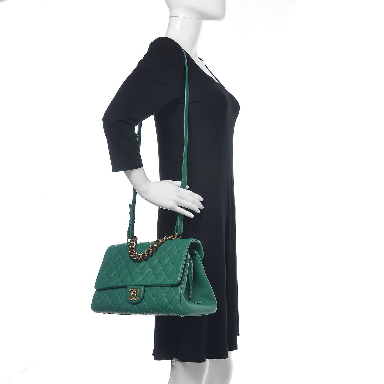 Chanel Shiny Sheepskin Quilted Large Trapezio Flap Green 2 of 13