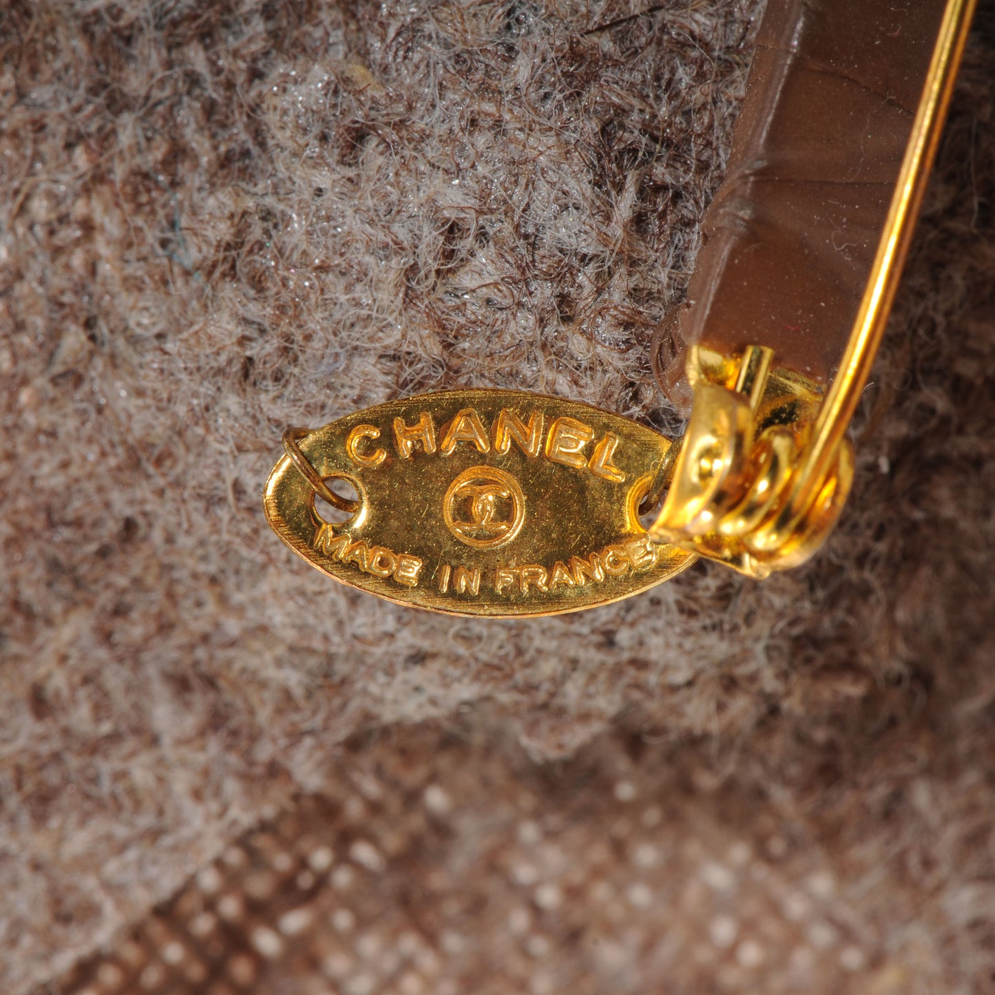 Wool Camellia Pin Brooch Brown