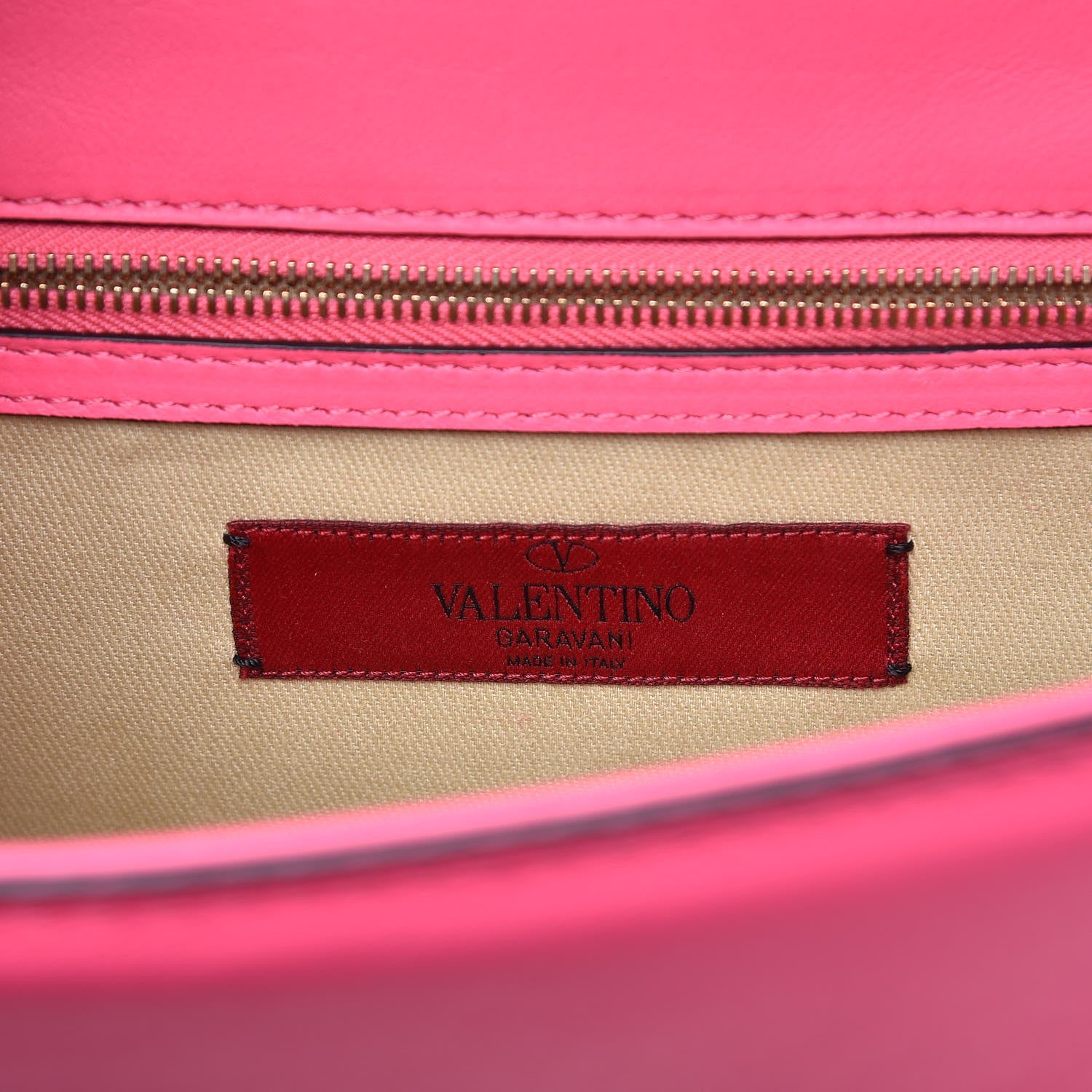 Valentino Garavani Vitello Medium Glam Lock Rockstud Flap Fuxia Fluo 6 of 7