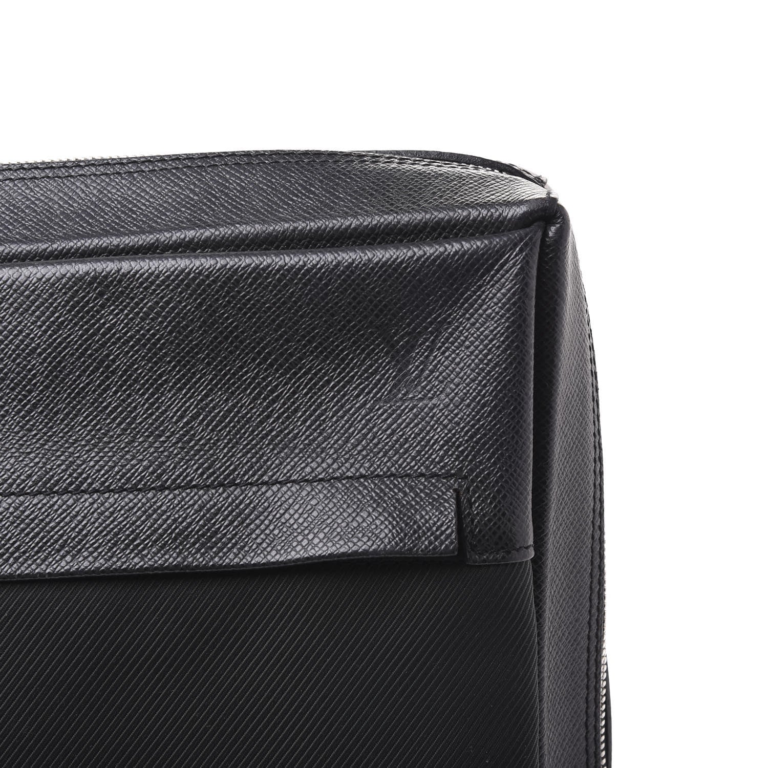 Louis Vuitton Taiga Sayan Slate 7 of 9