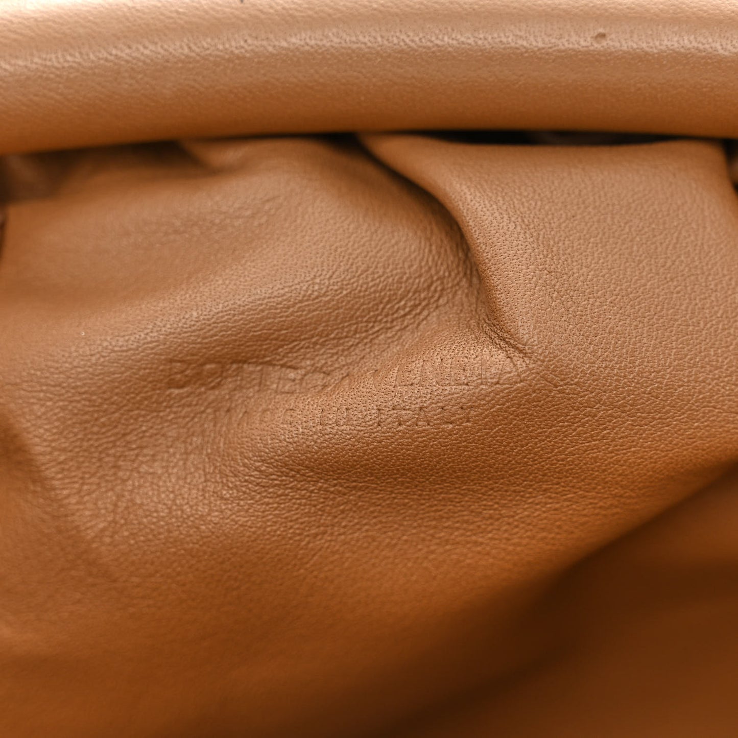 Butter Calfskin The Mini Pouch Cammello