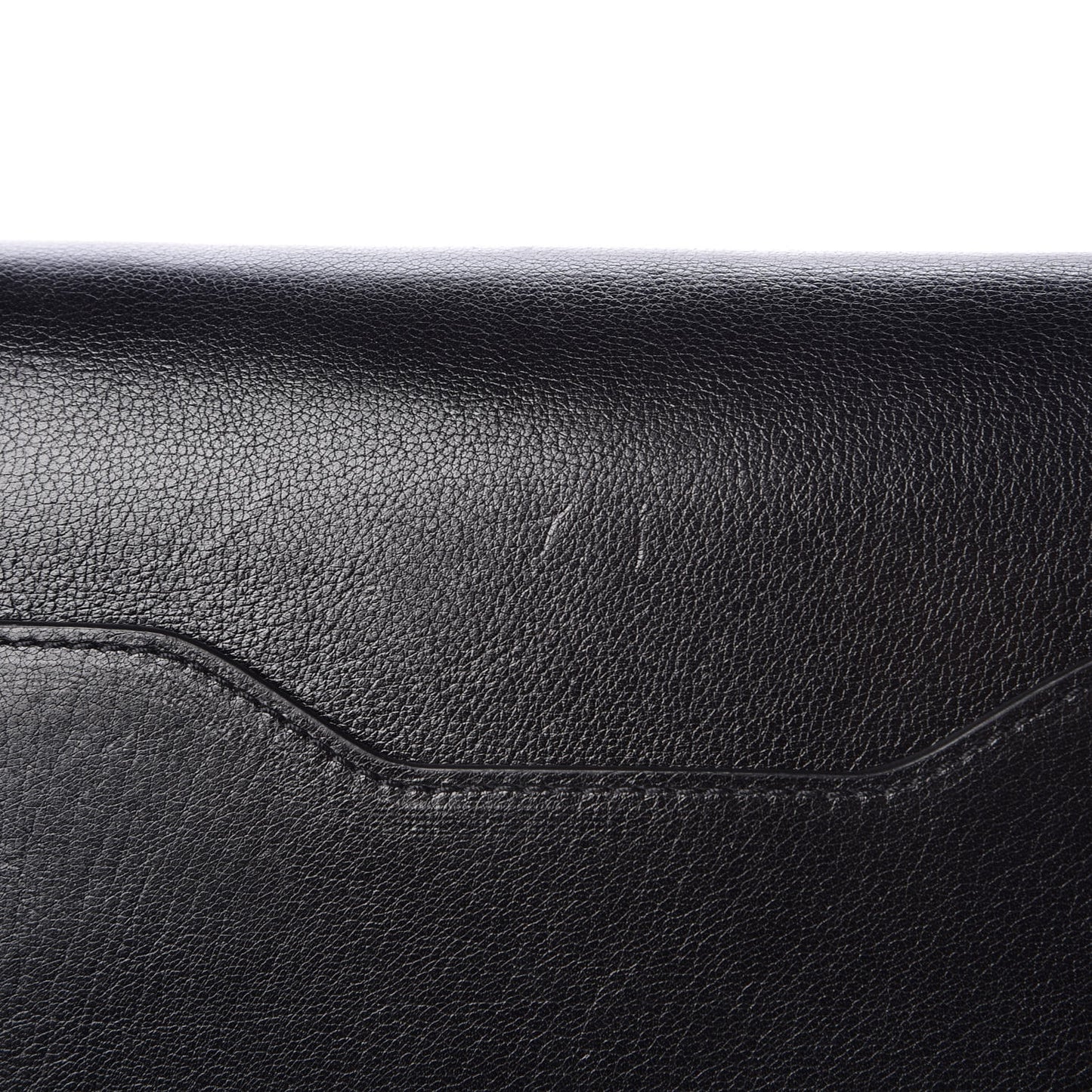 Vitello Rockstud No Limit Shoulder Bag Black