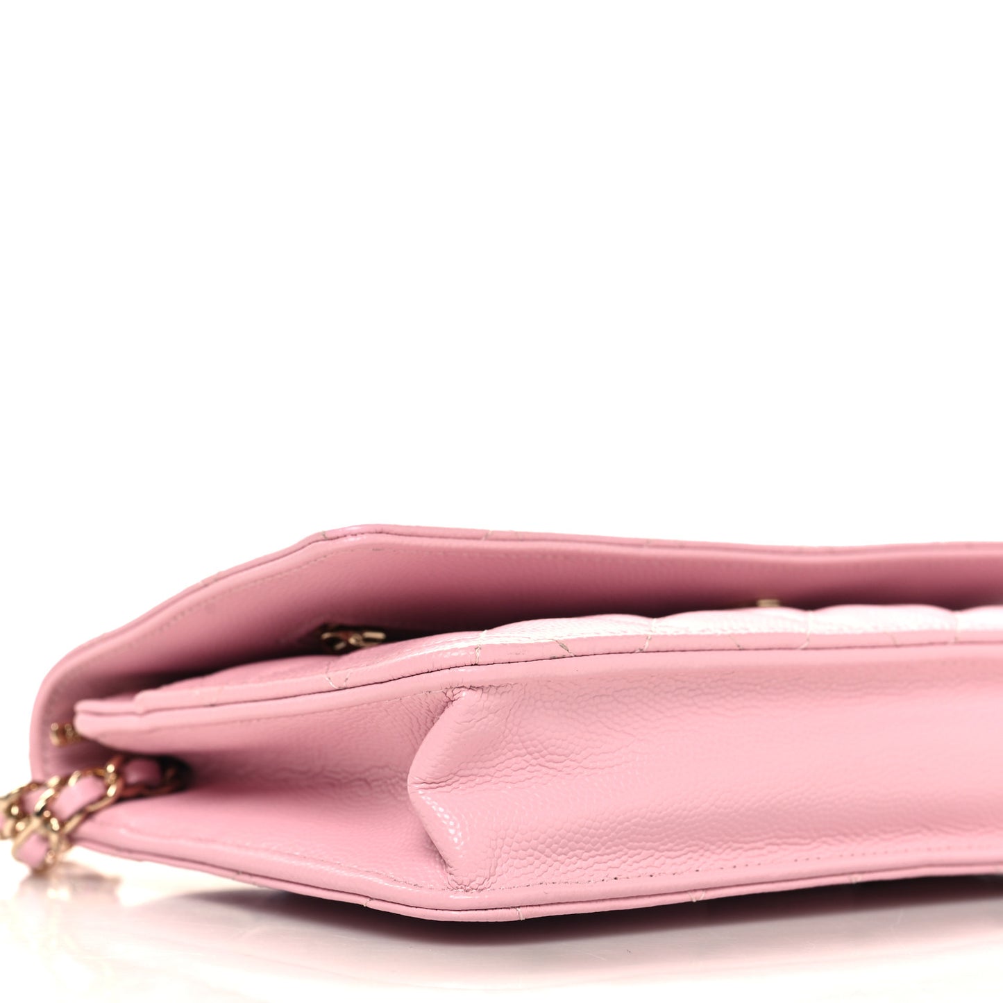 Caviar Quilted Wallet on Chain WOC Light Pink