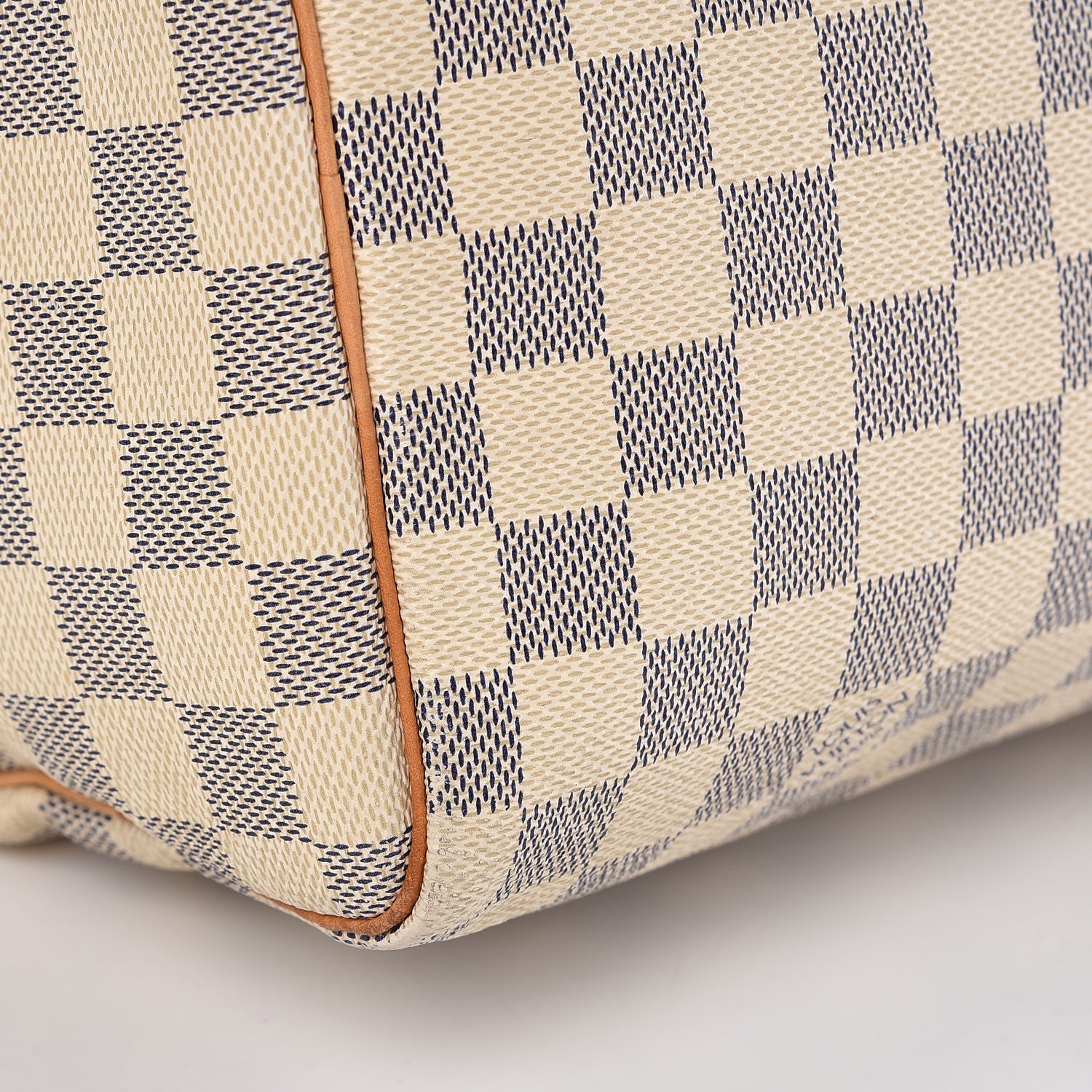 Louis Vuitton Damier Azur Speedy 30 17 of 19