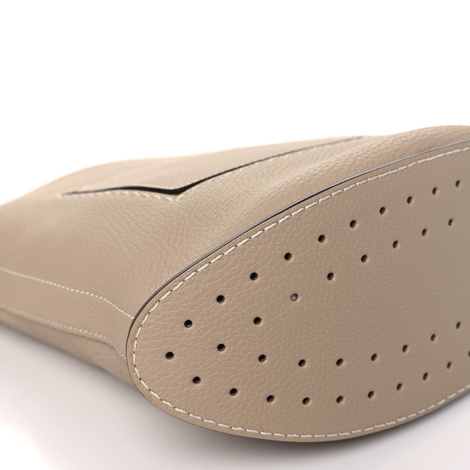 Delvaux Taurillon Pin Daily Surpique Bucket Sand 8 of 9