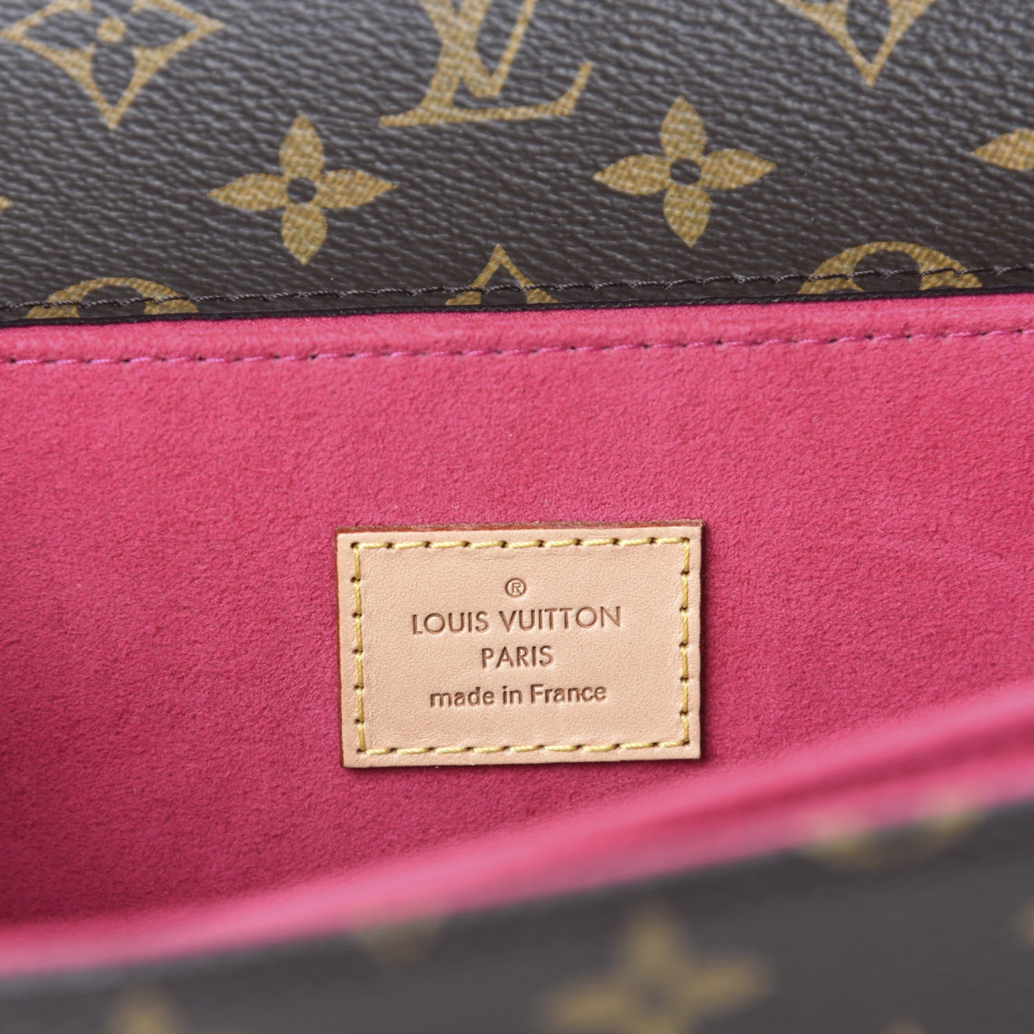Louis Vuitton Monogram Patches Pochette Metis 9 of 10