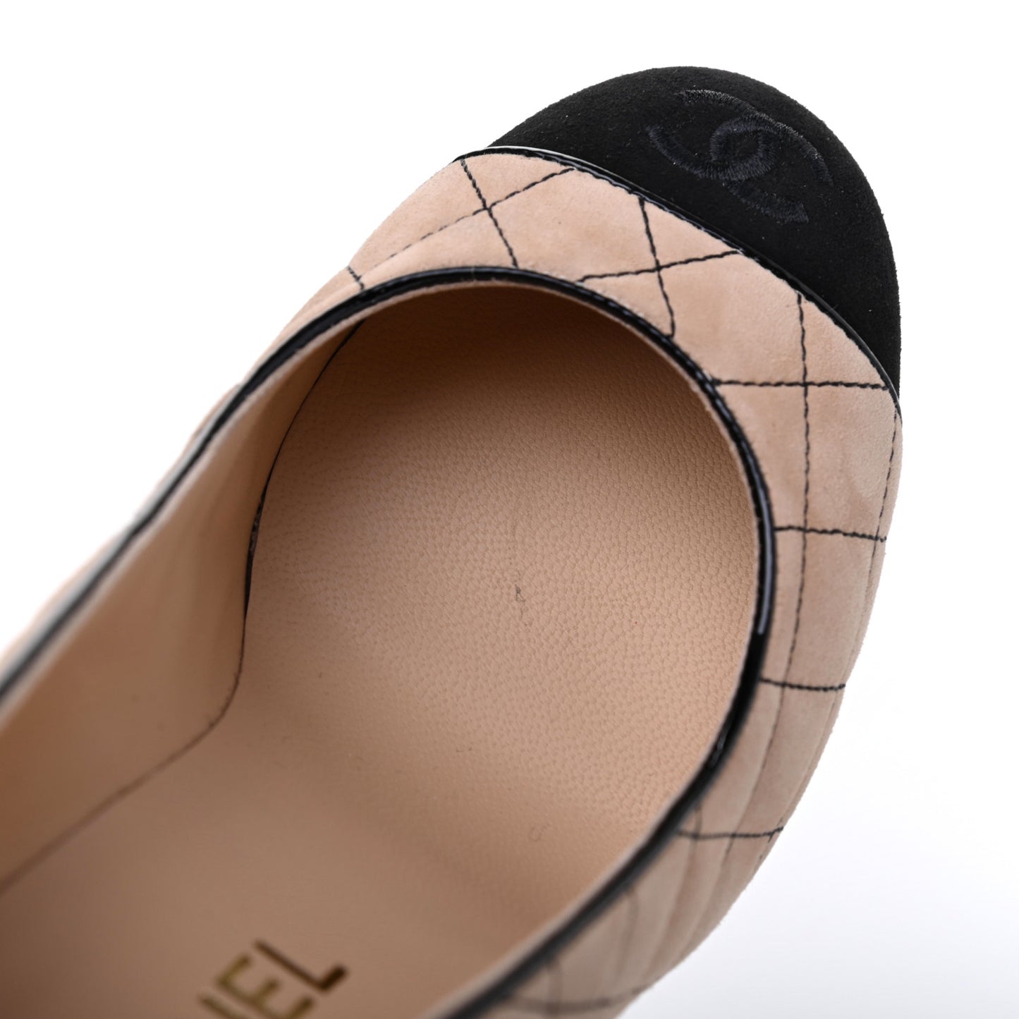 Suede Quilted Cap Toe Pumps 39 Beige Black