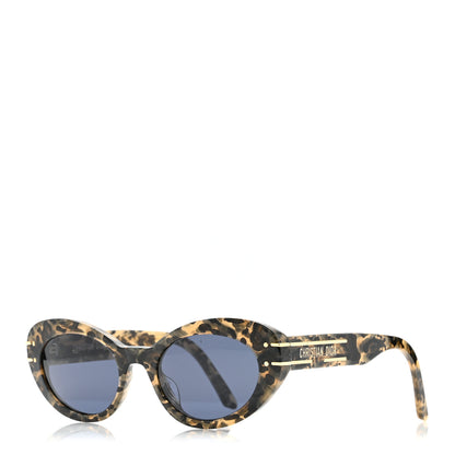 Christian Dior Diorsignature B3U Sunglasses Grey 1 of 8
