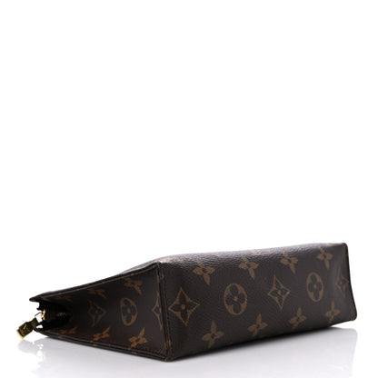 Louis Vuitton Monogram Toiletry Pouch 19 4 of 10