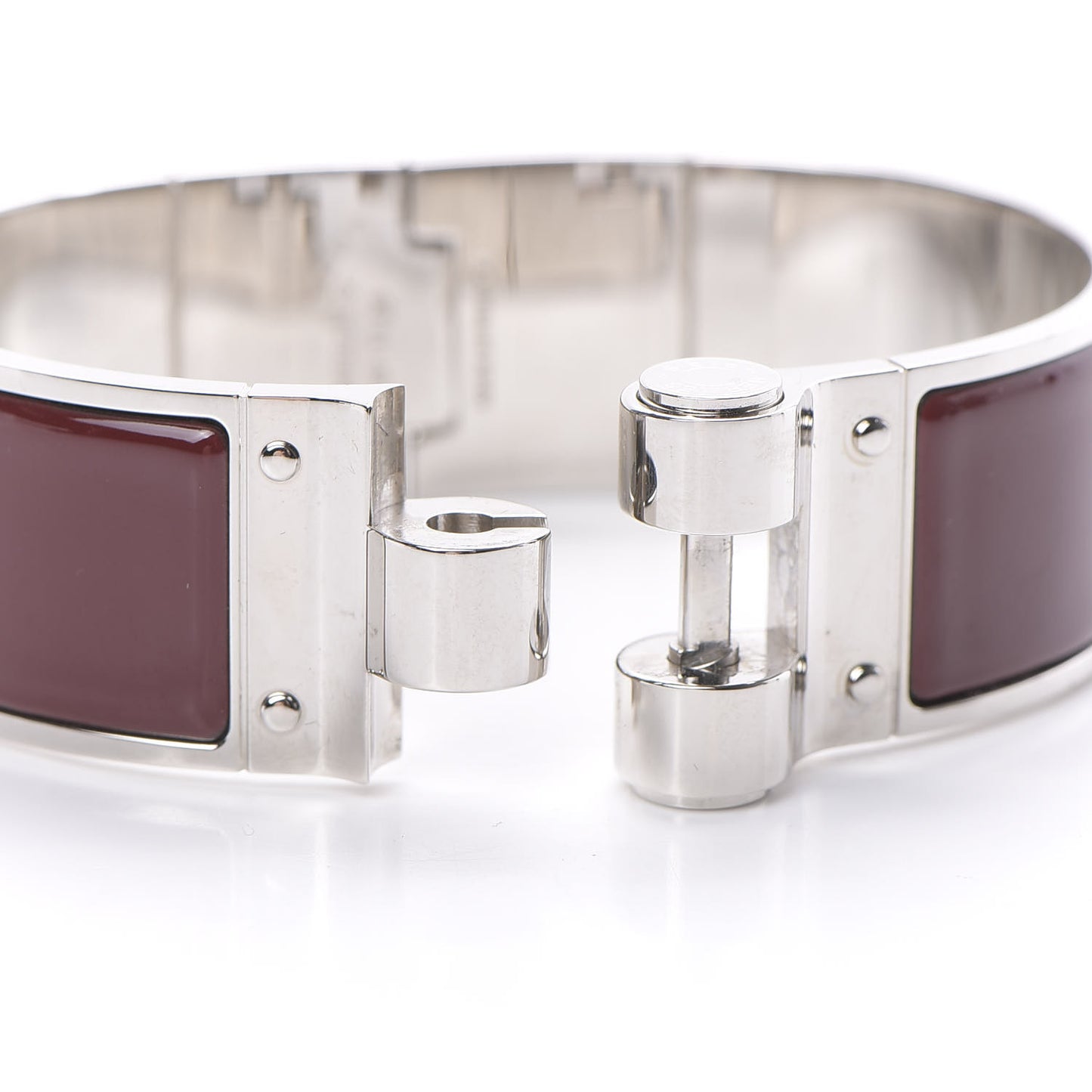 Enamel Charniere Uni Wide Hinged Bracelet M Rouge H
