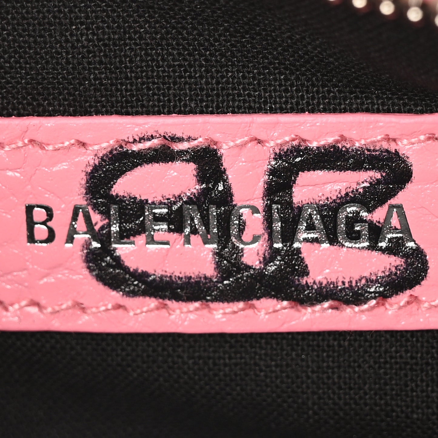 Agneau Arena Graffiti Le Cagole Shoulder Bag XS Sweet Pink