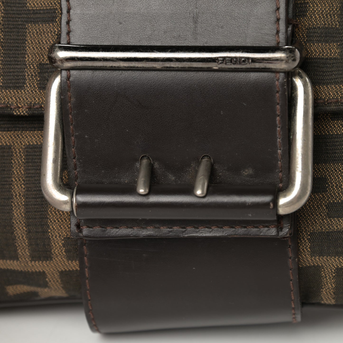 Zucca Buckle Shoulder Bag Tobacco