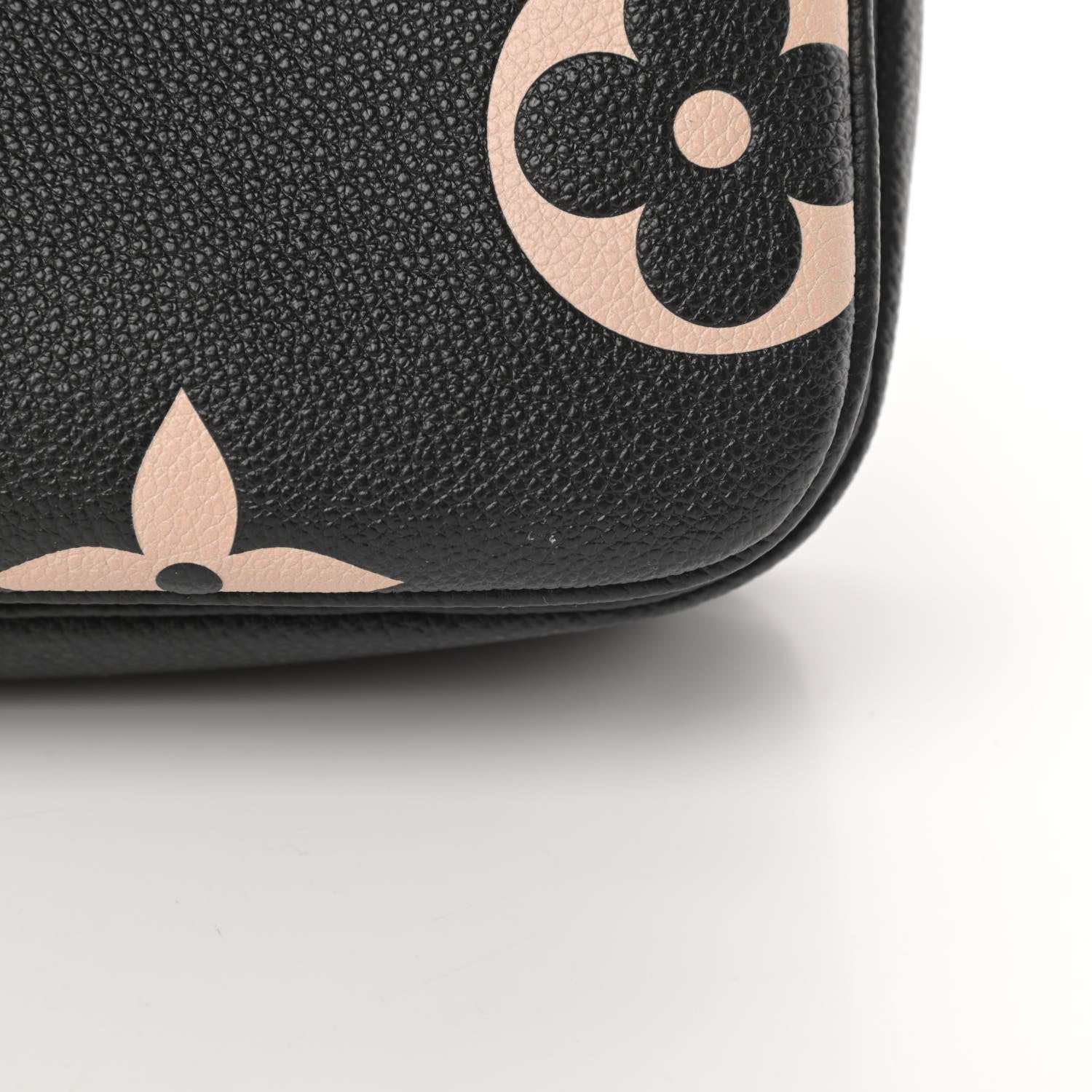 Louis Vuitton Empreinte Monogram Giant Pochette Metis Black Beige 11 of 12
