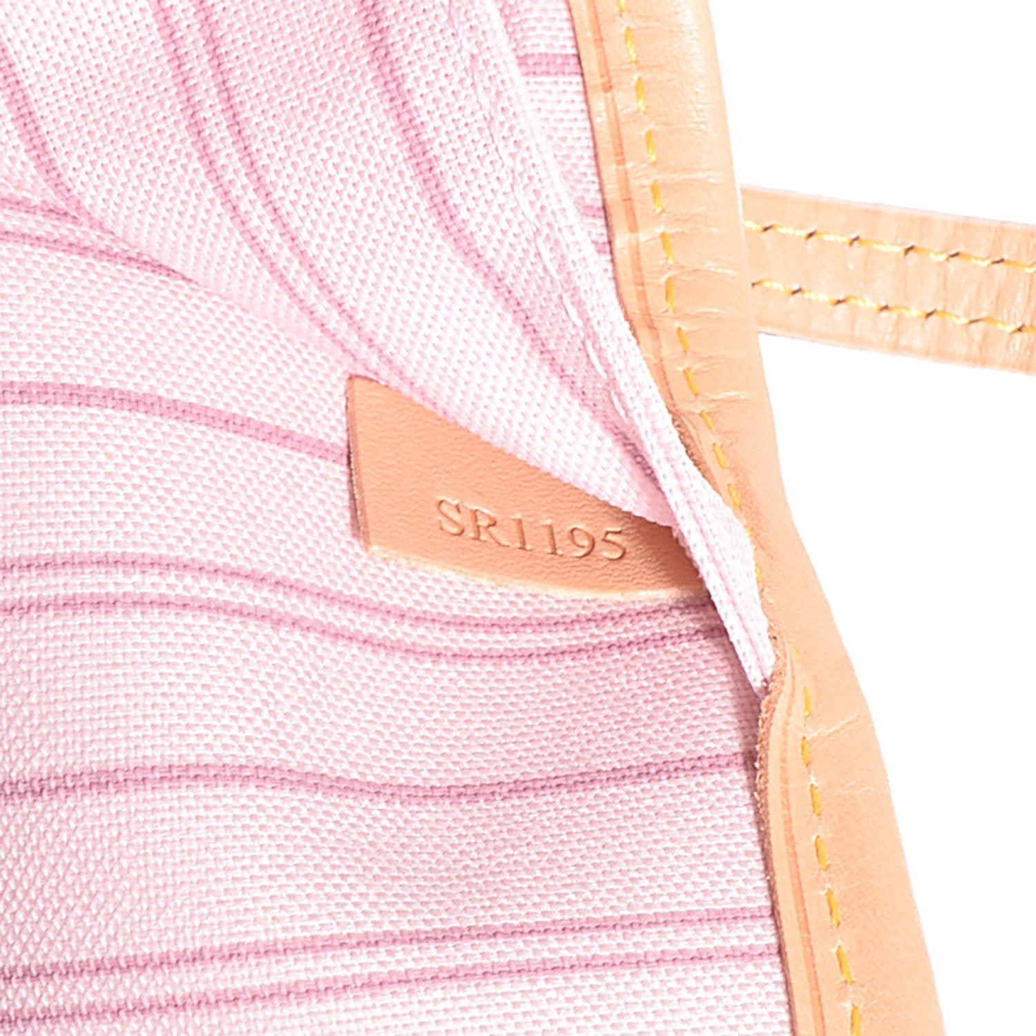 Louis Vuitton Monogram Capri V Neverfull MM Rose Ballerine 9 of 11