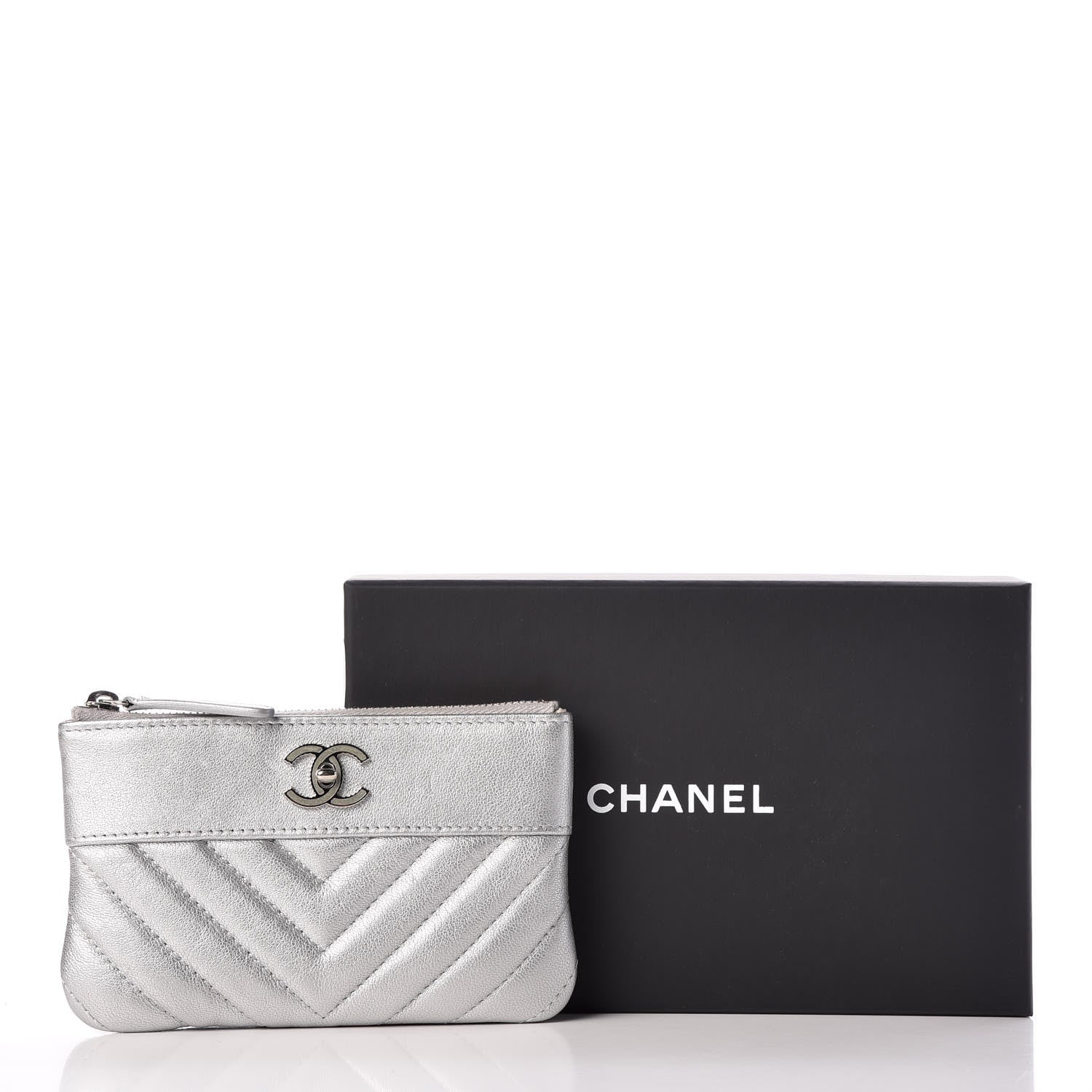 Chanel Metallic Sheepskin Chevron Quilted Small Vintage Mademoiselle Cosmetic Case Silver 12 of 12