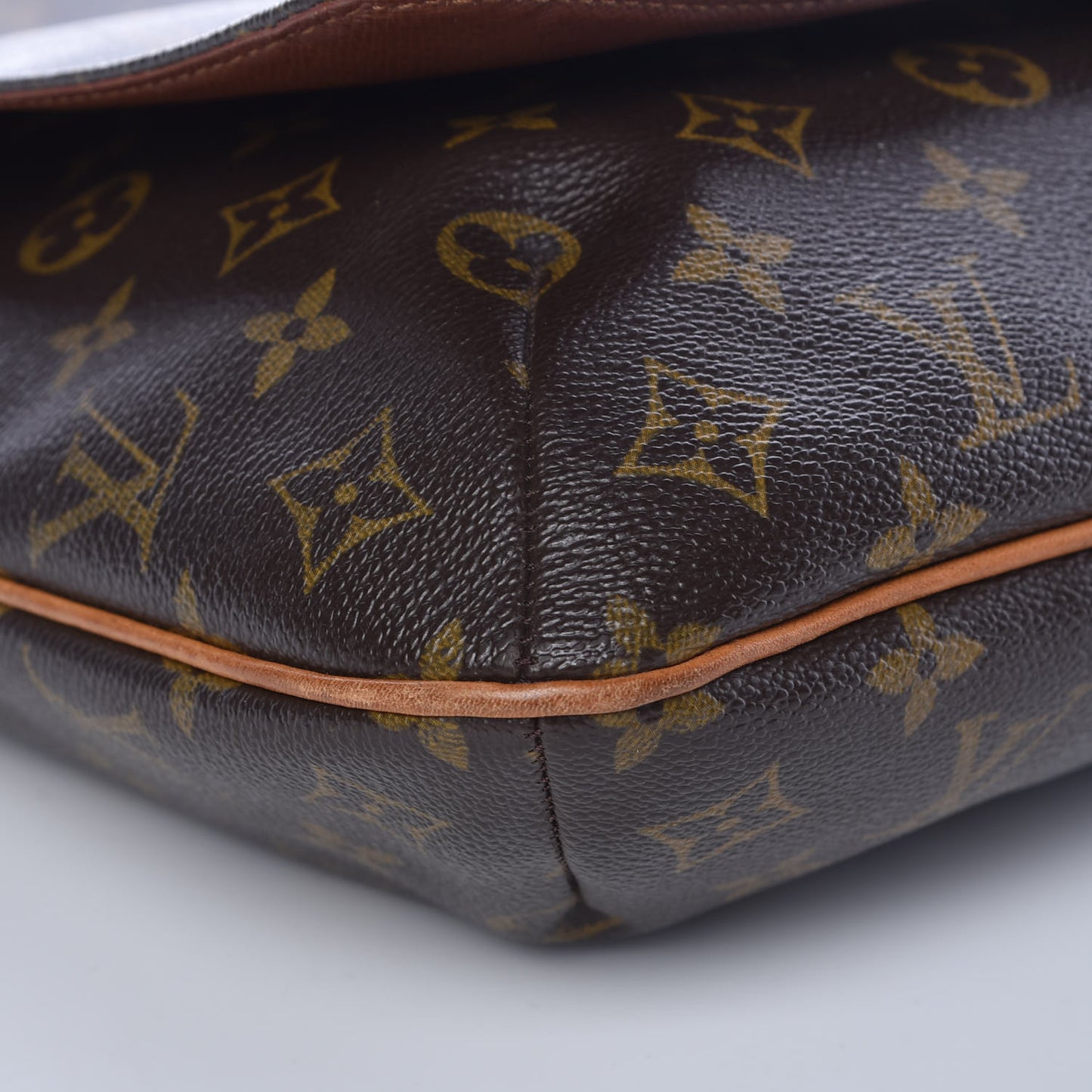 Monogram Musette GM