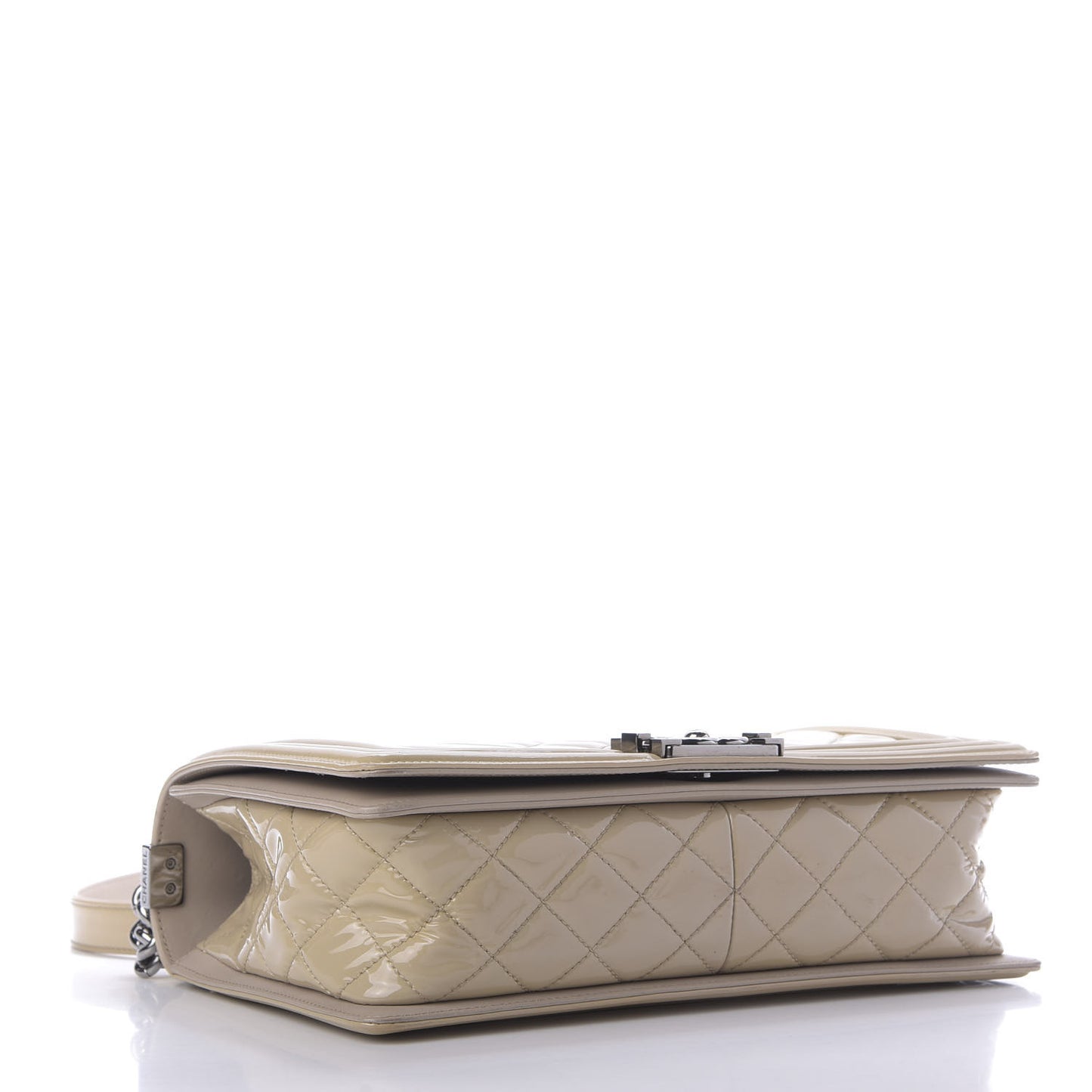 Patent Chevron Quilted New Medium Boy Flap Light Beige