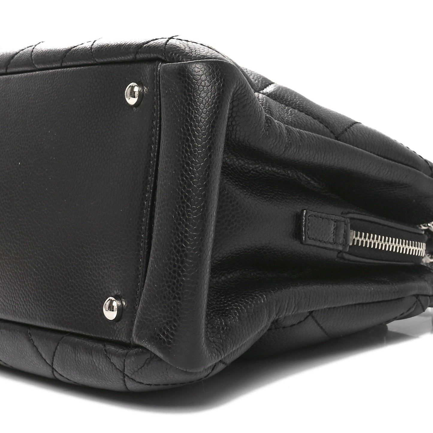 Caviar Quilted CC Timeless Soft Tote Black