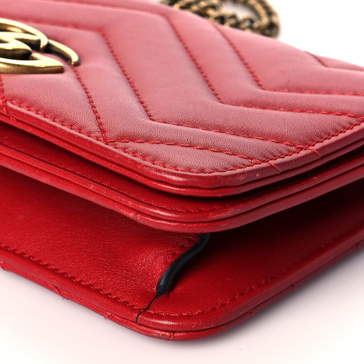 Calfskin Matelasse GG Marmont Mini Bag Hibiscus Red