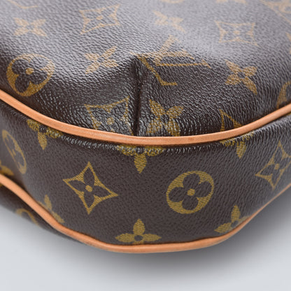 Louis Vuitton Monogram Odeon MM 9 of 13