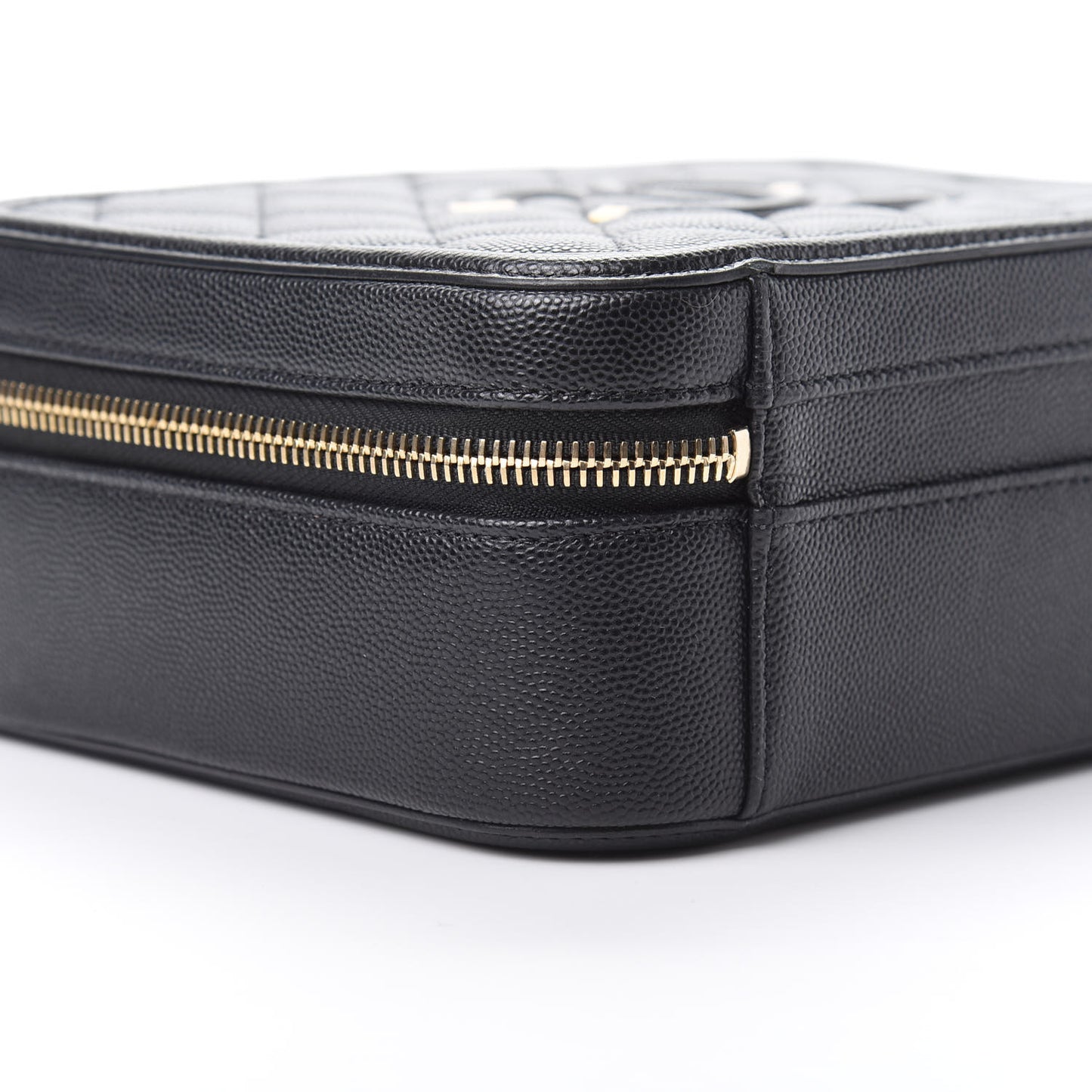 Caviar Quilted Medium CC Filigree Vanity Case Black