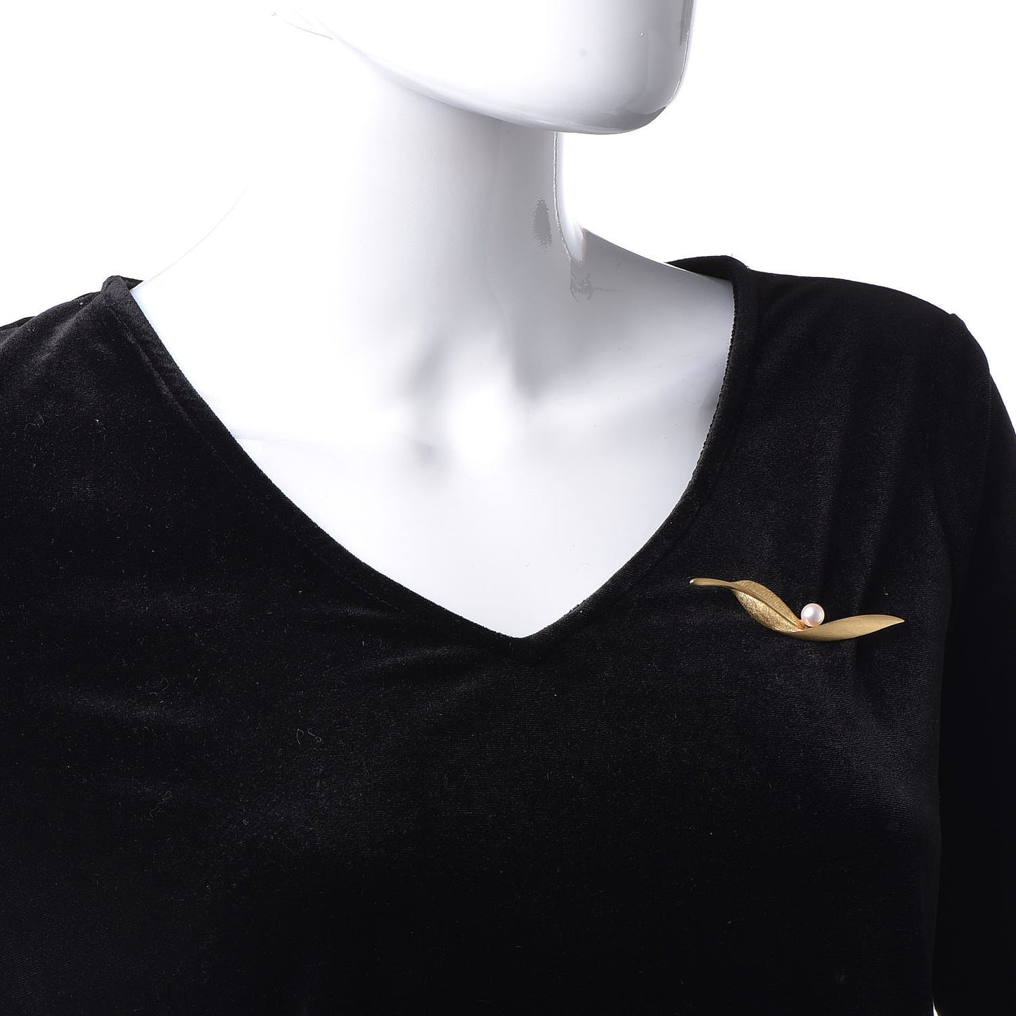 18K Yellow Gold Akoya Pearl 7mm Leaf Brooch