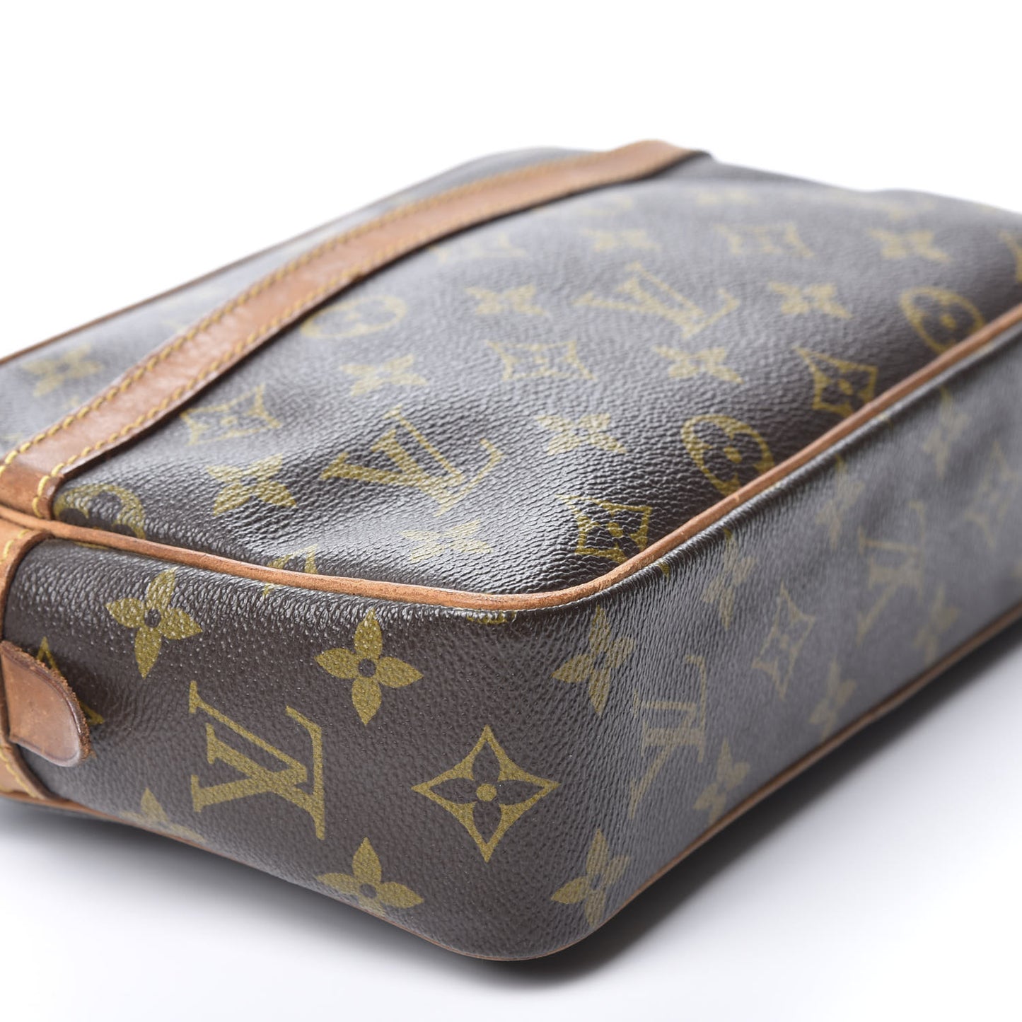 Monogram Compiegne 23 Toiletries