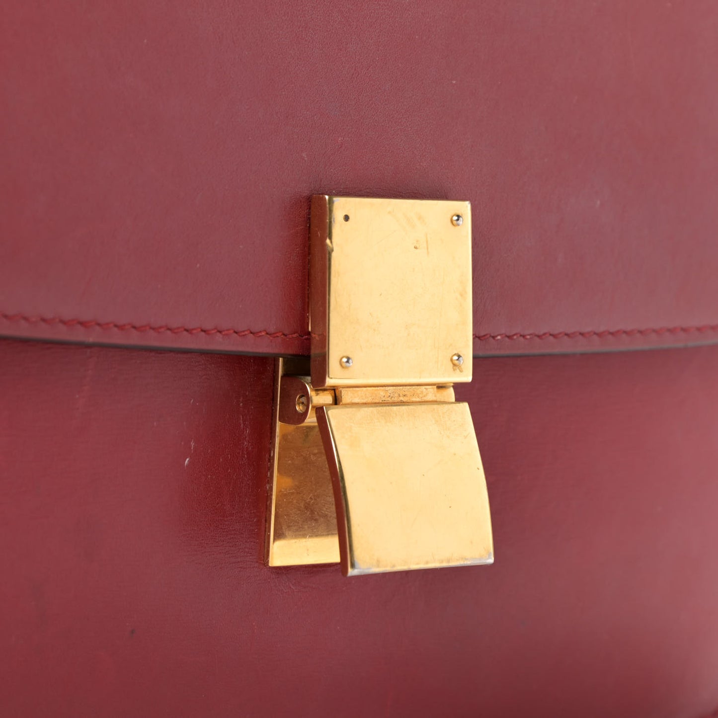 Box Calfskin Medium Classic Box Flap Bag Red