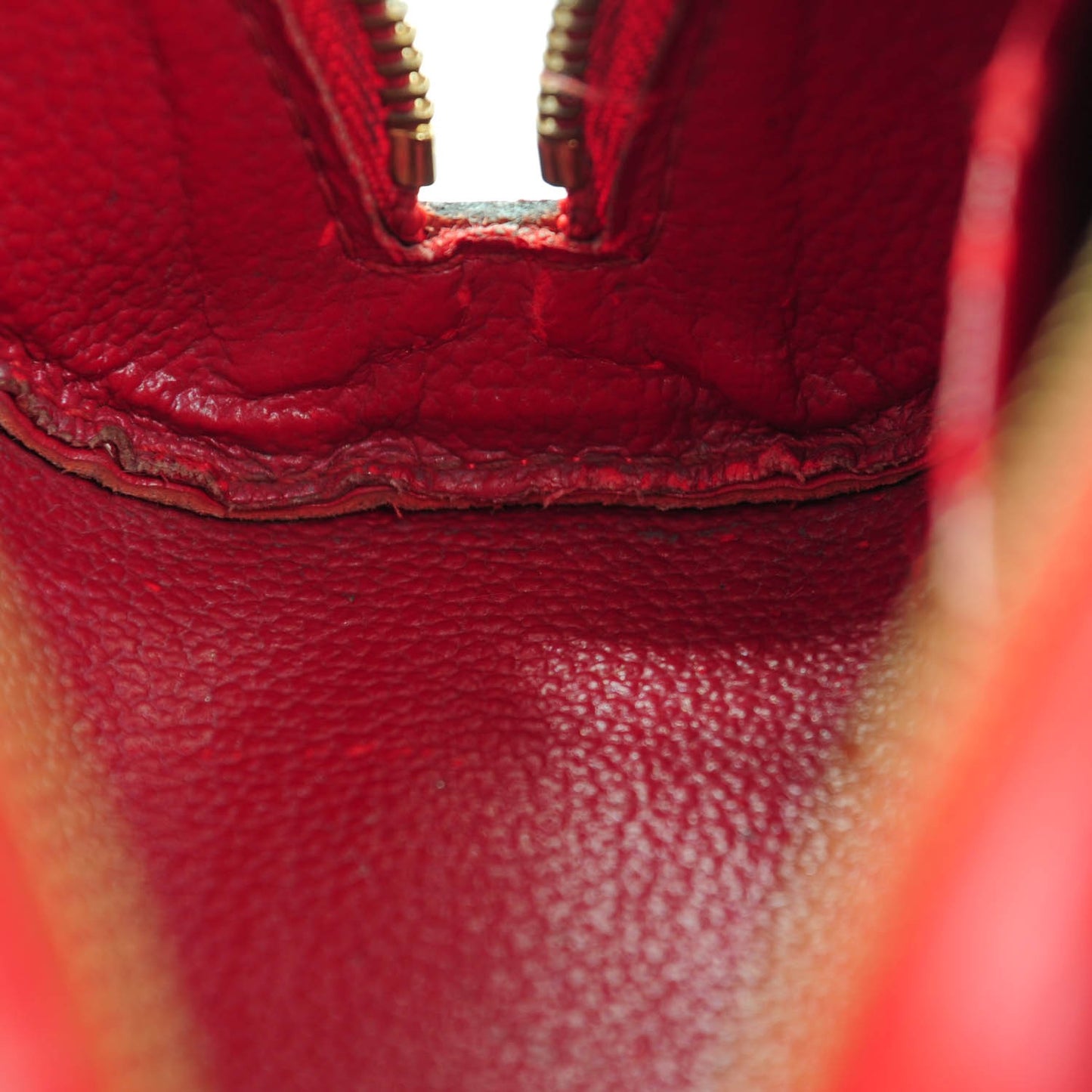 Epi Dauphine 17 Cosmetic Pouch Castillan Red