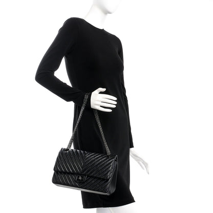 Chanel Aged Calfskin Chevron 2.55 Reissue 226 So Black 2 of 8