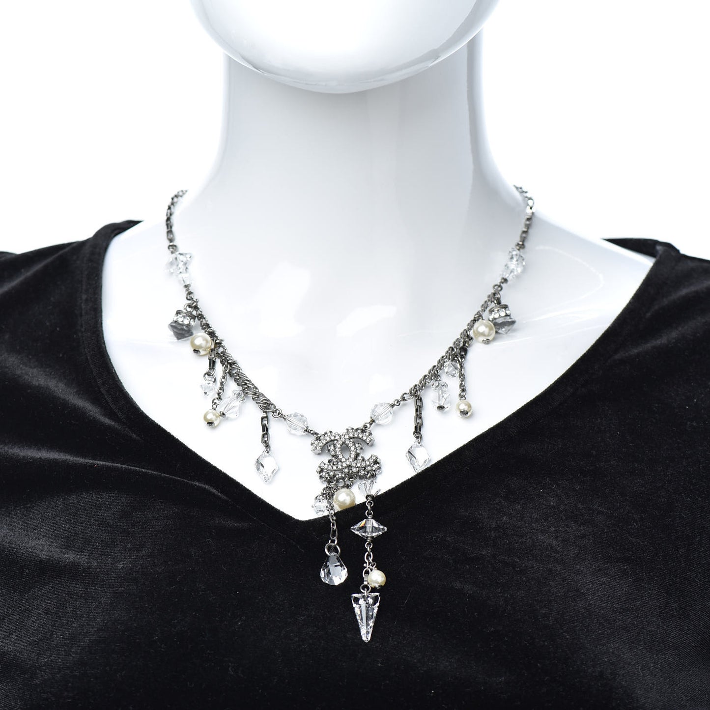 Ruthenium Crystal Pearl Necklace