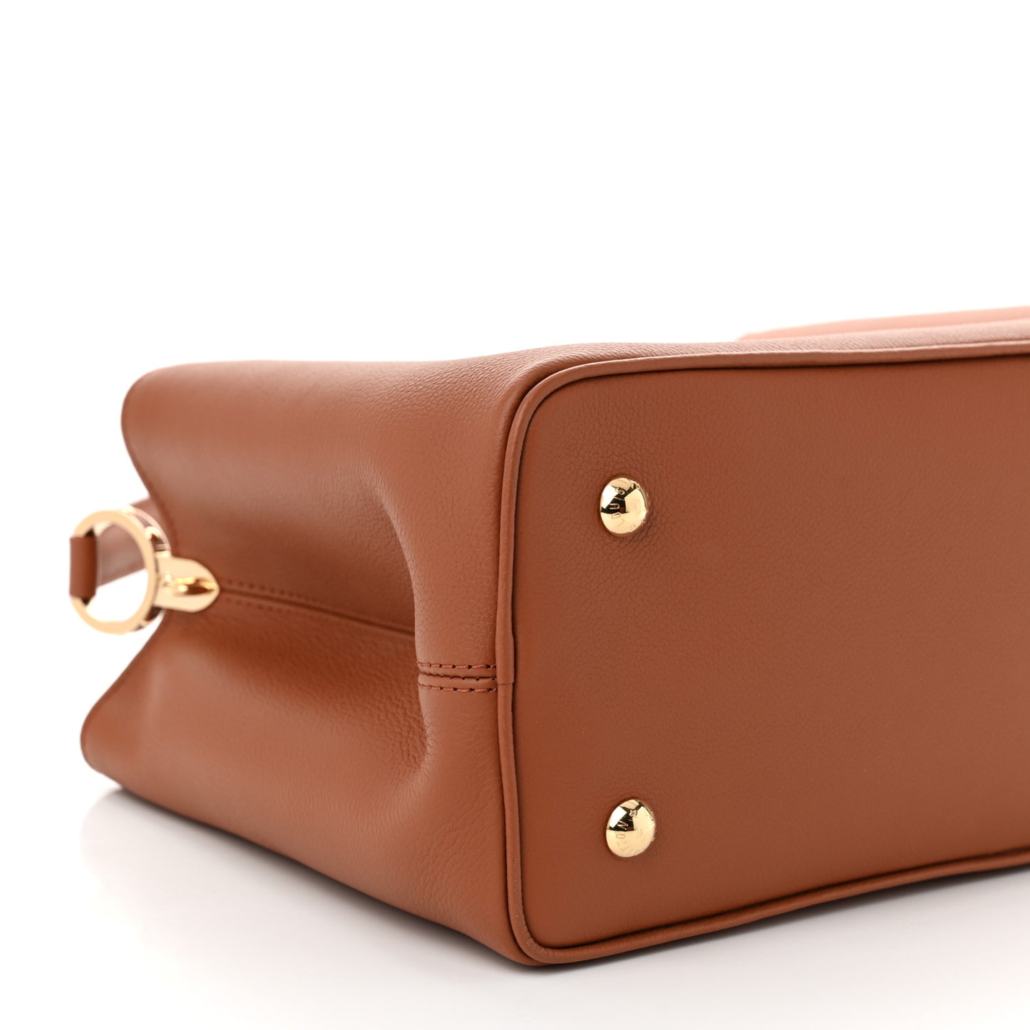Smooth Grained Calfskin Capucines GM Souple Cognac