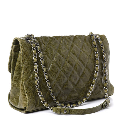 Chanel Crumpled Grained Calfskin Jumbo CC Crave Flap Green 2 of 4