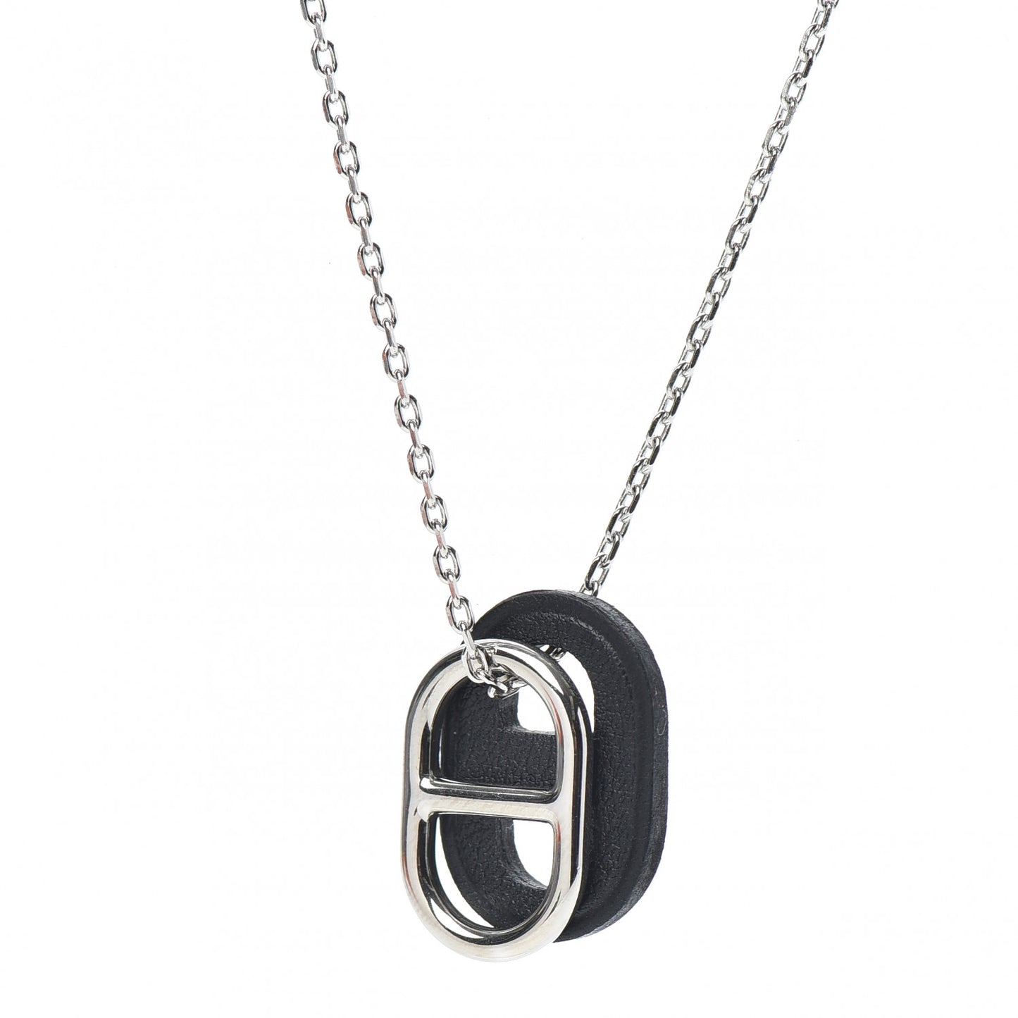 Swift O'Maillon Pendant Necklace Black
